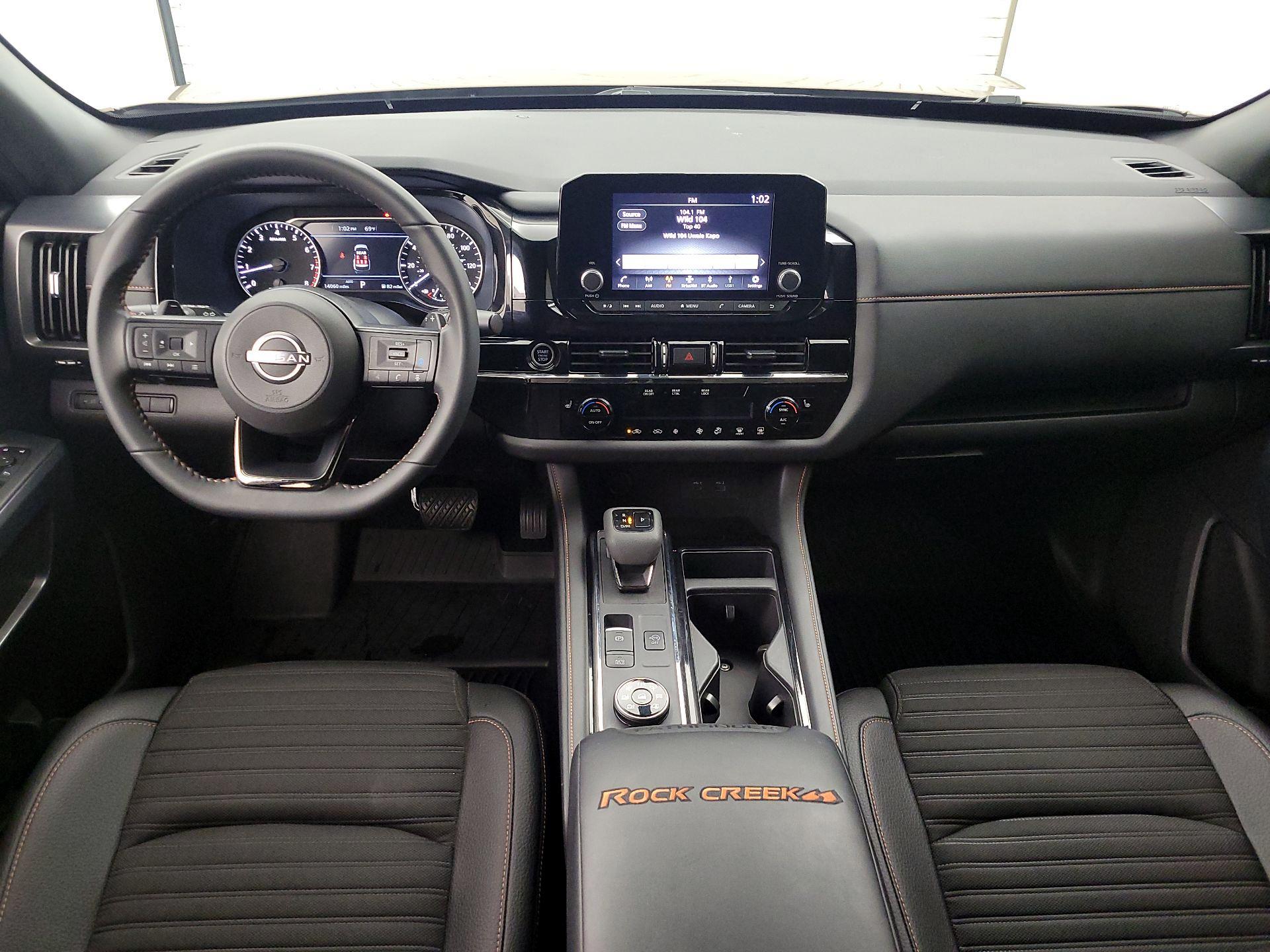 Thumbnail: 2024 Nissan Pathfinder - 9