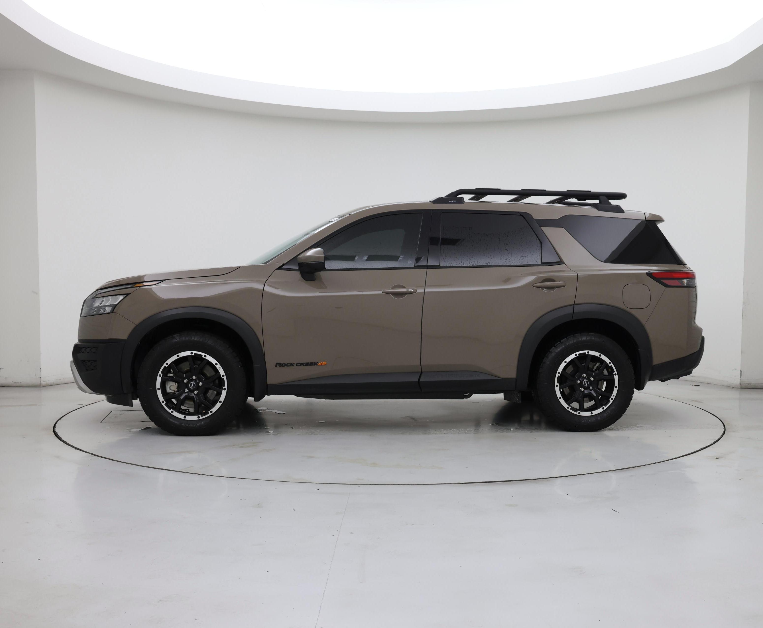Thumbnail: 2024 Nissan Pathfinder - 3