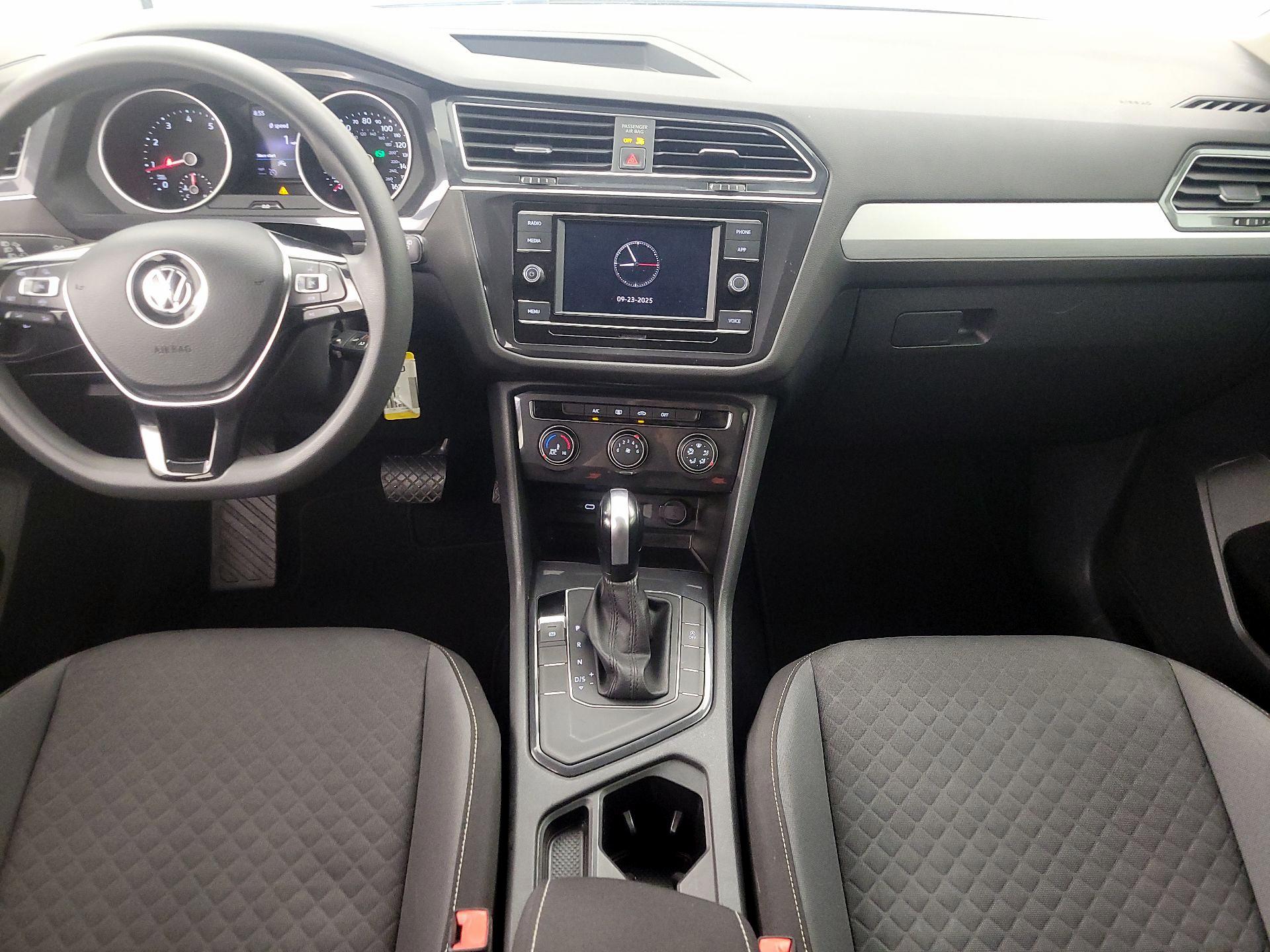 Thumbnail: 2021 Volkswagen Tiguan - 9