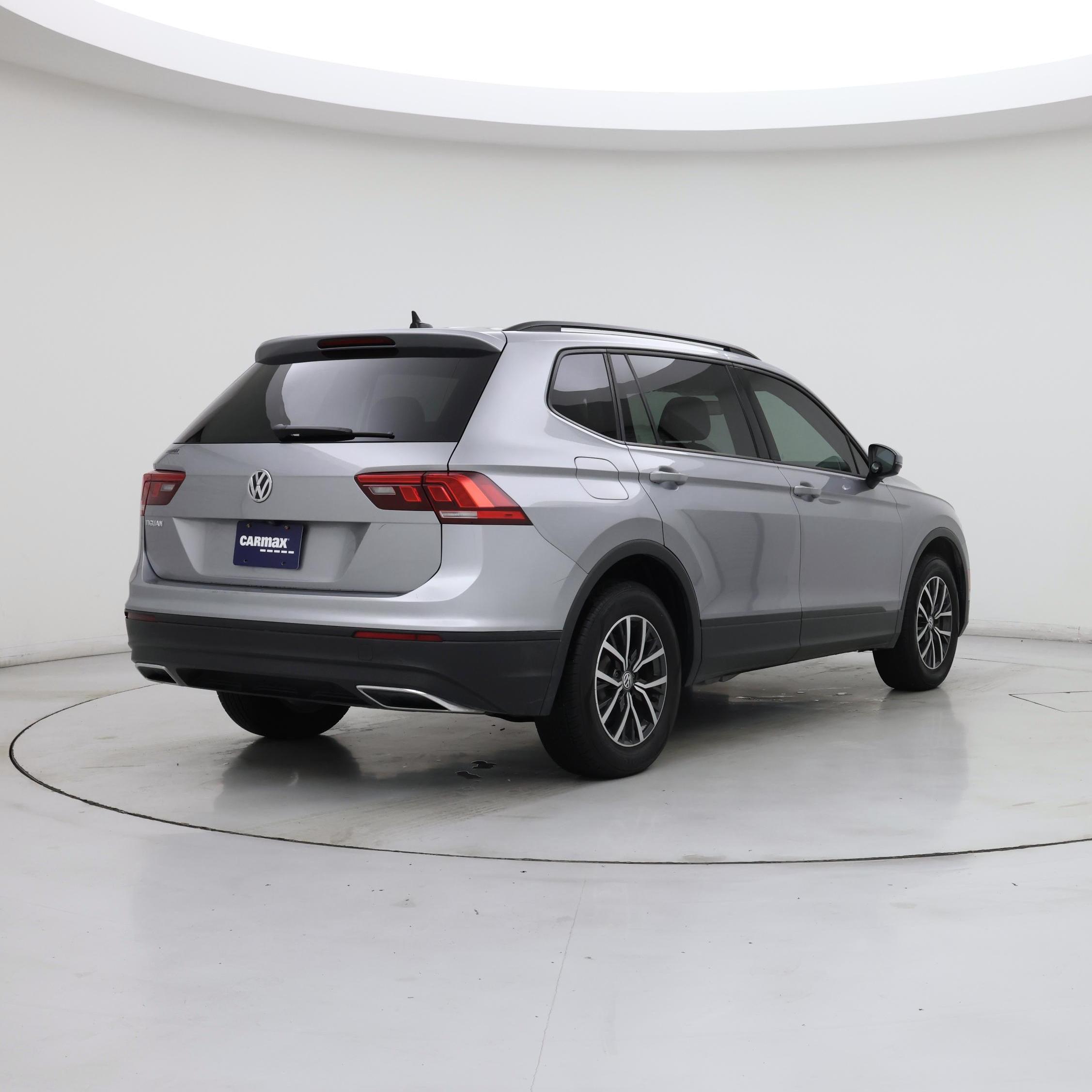 Thumbnail: 2021 Volkswagen Tiguan - 8