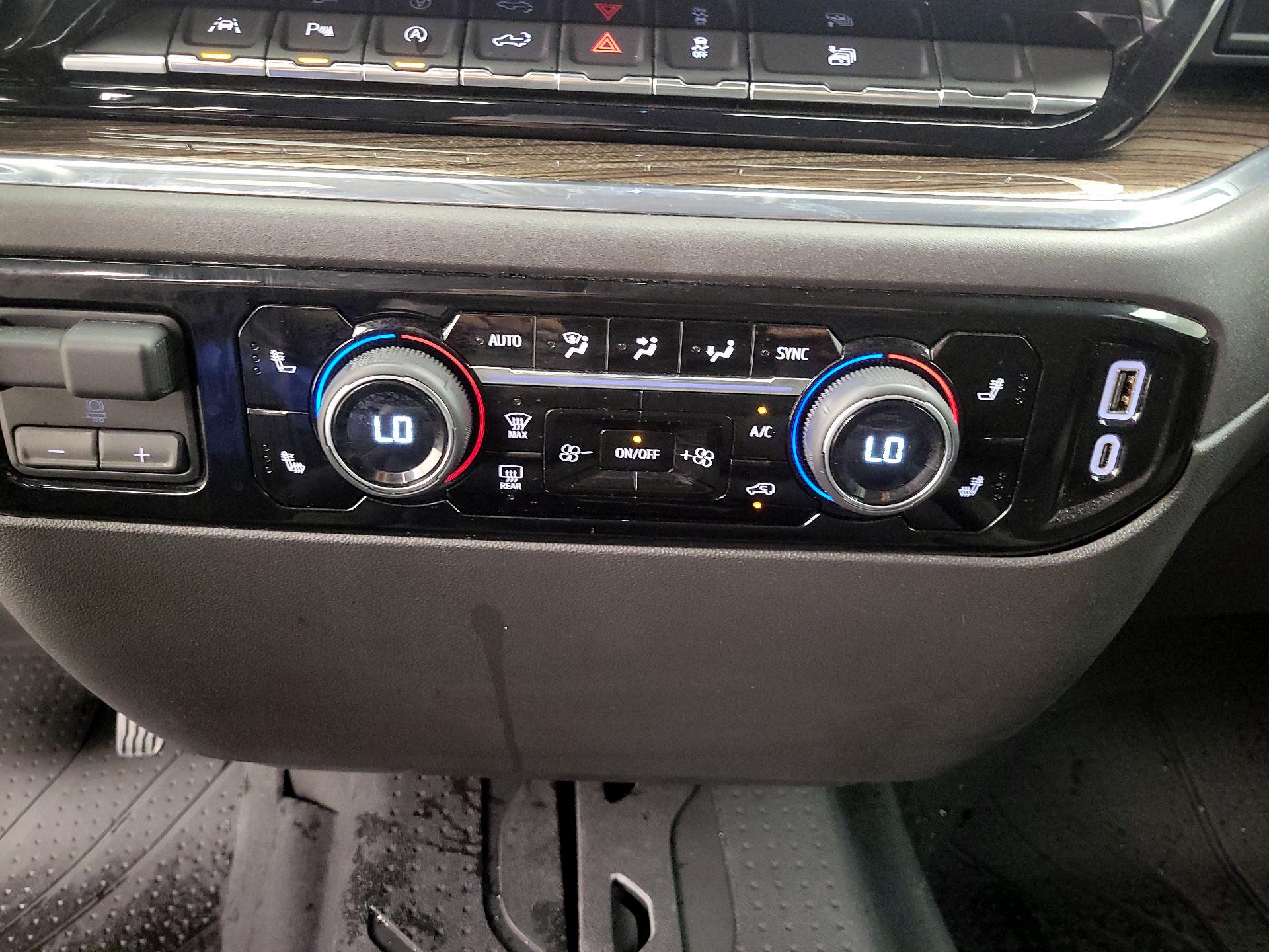 Thumbnail: 2024 Chevrolet Silverado 1500 - 16