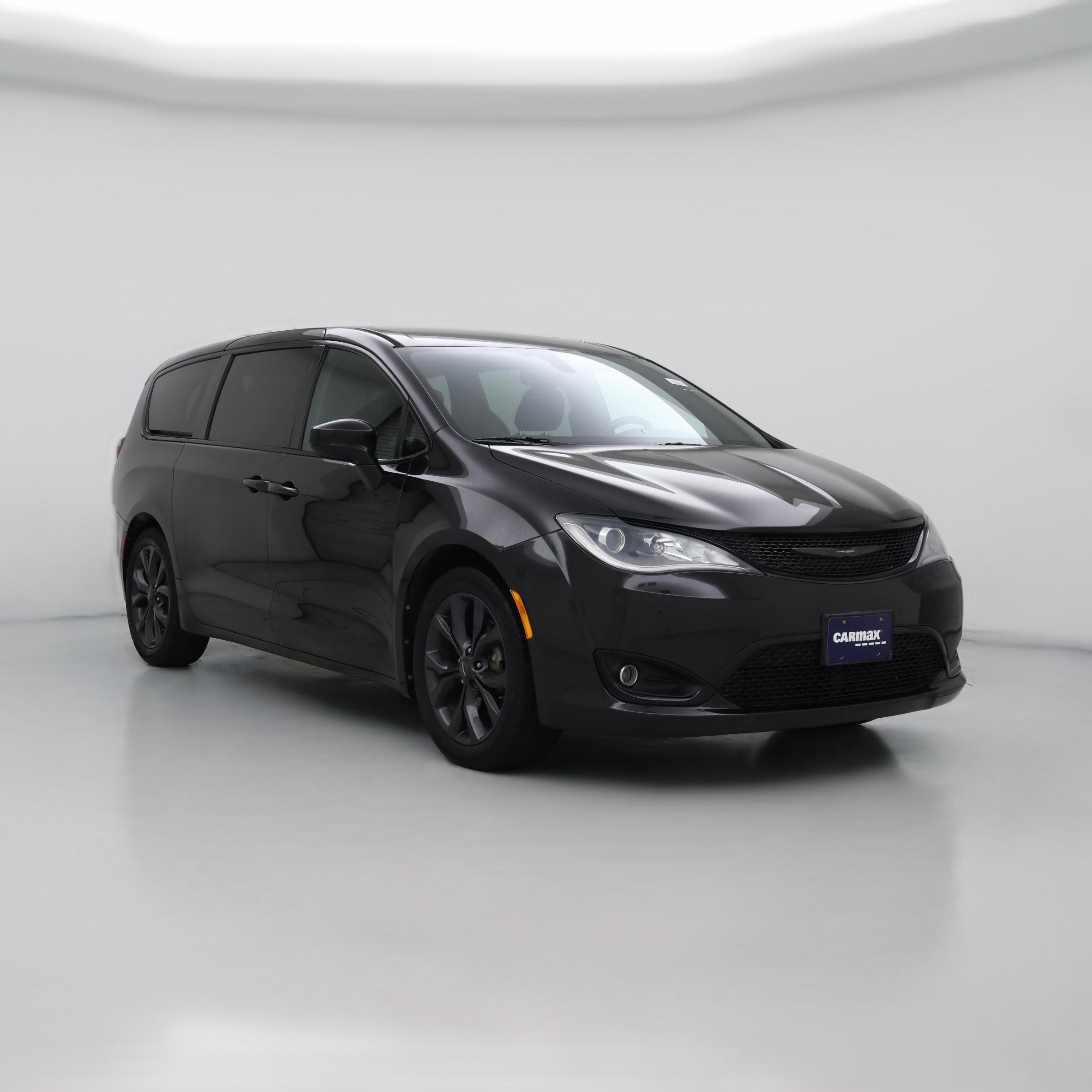 Thumbnail: 2019 Chrysler Pacifica - 1