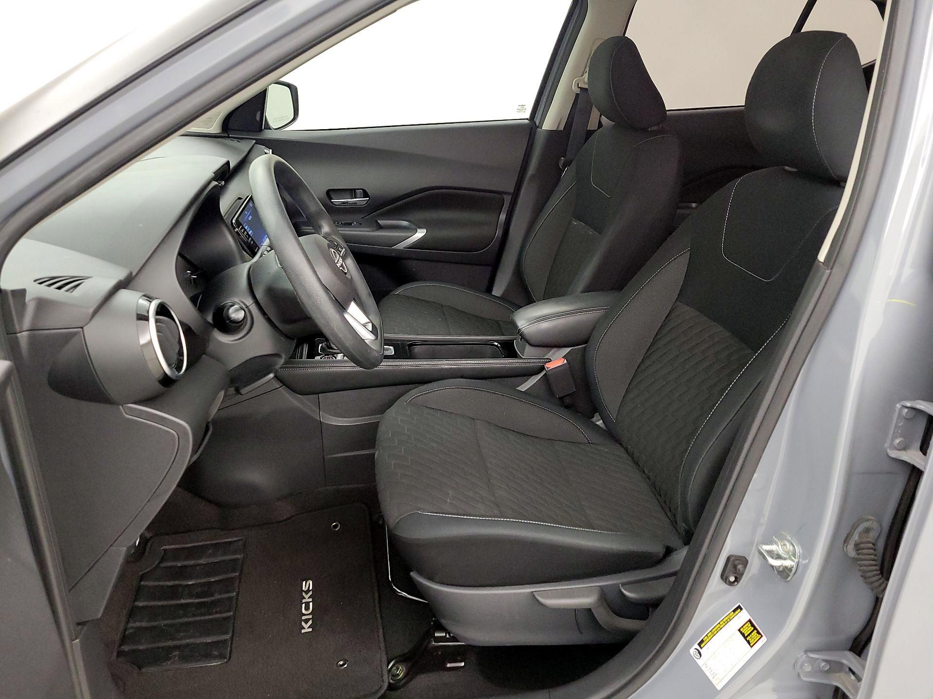 Thumbnail: 2023 Nissan Kicks - 11