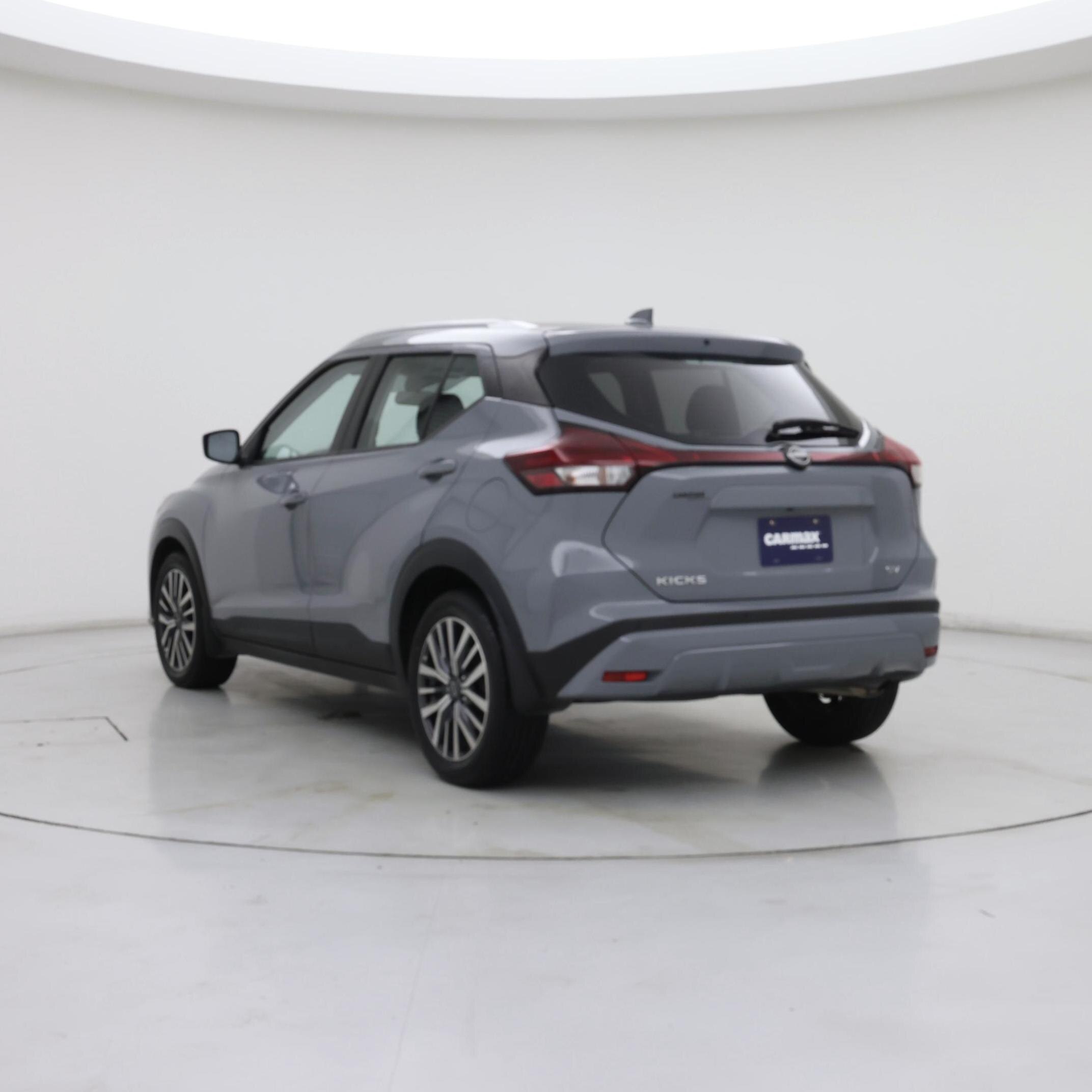 Thumbnail: 2023 Nissan Kicks - 2
