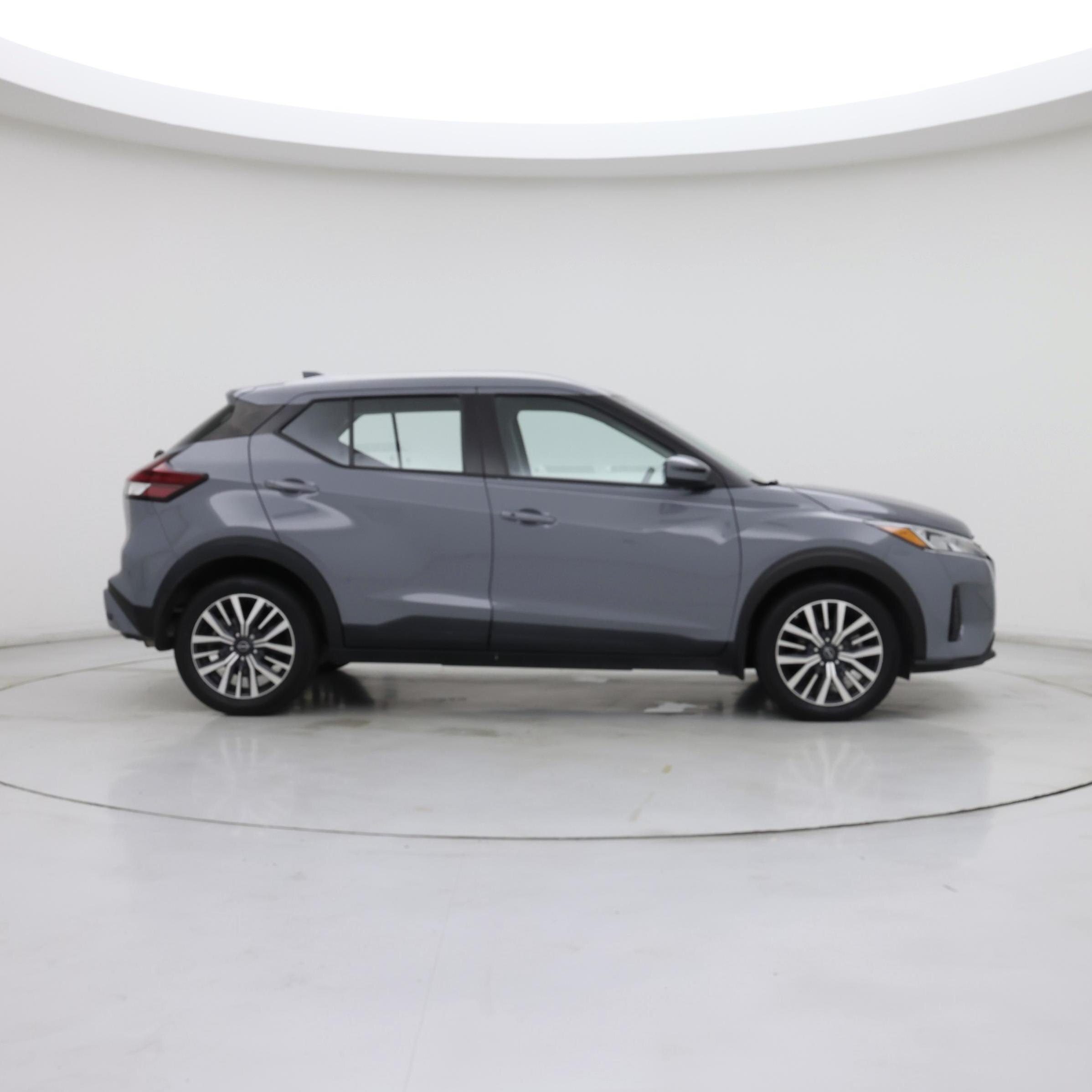 Thumbnail: 2023 Nissan Kicks - 7