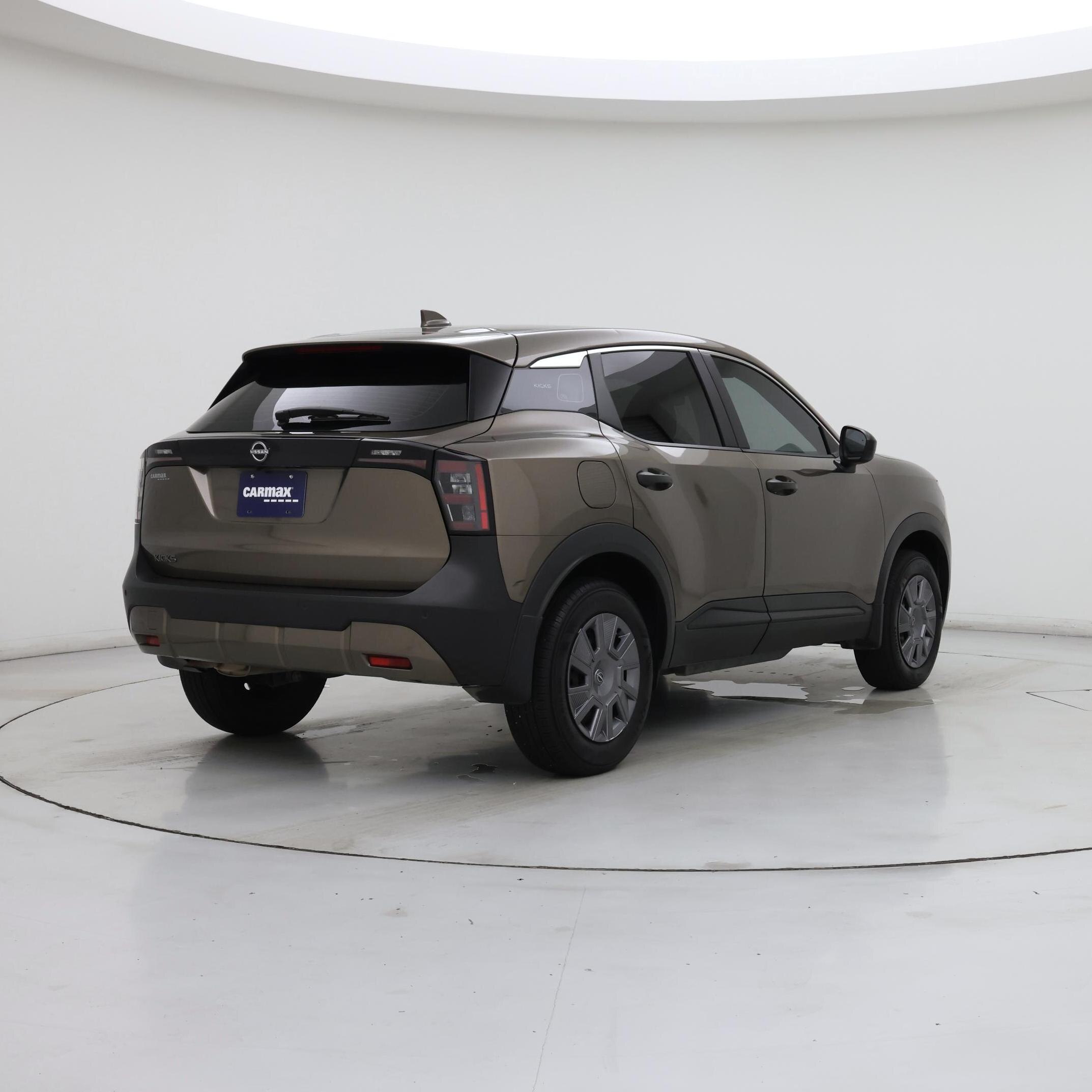 Thumbnail: 2025 Nissan Kicks - 8