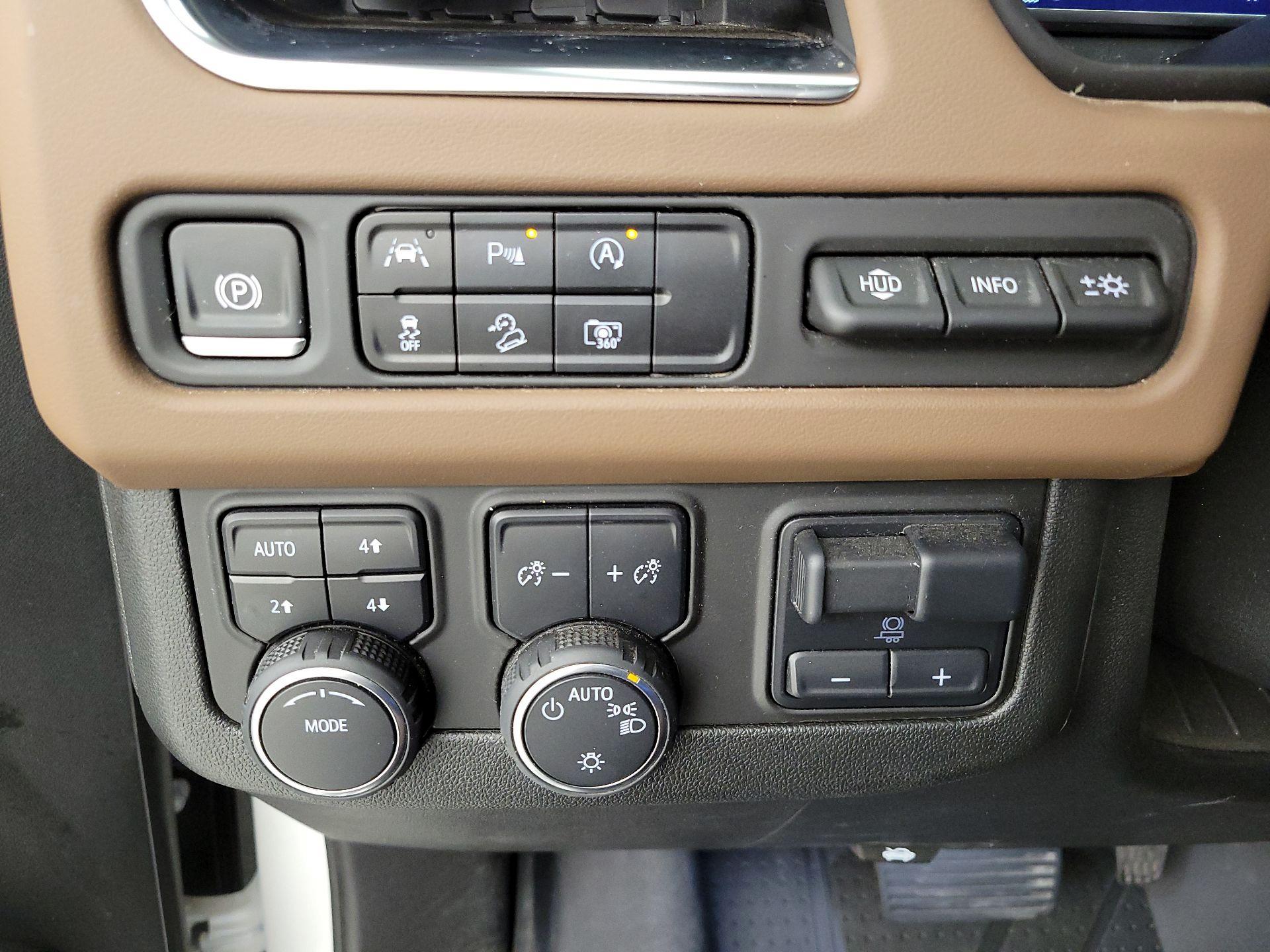 Thumbnail: 2024 Chevrolet Suburban - 13