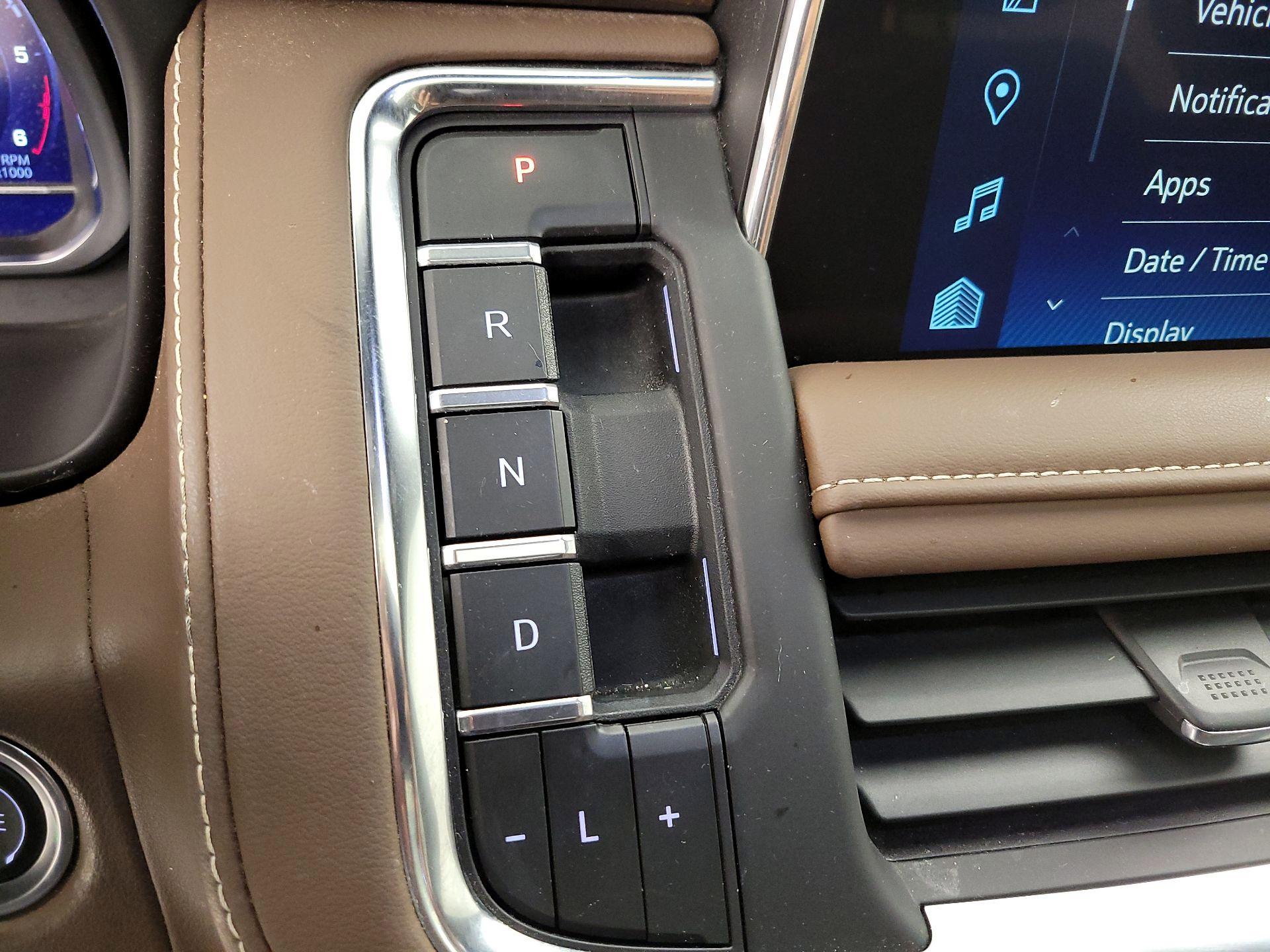 Thumbnail: 2024 Chevrolet Suburban - 18