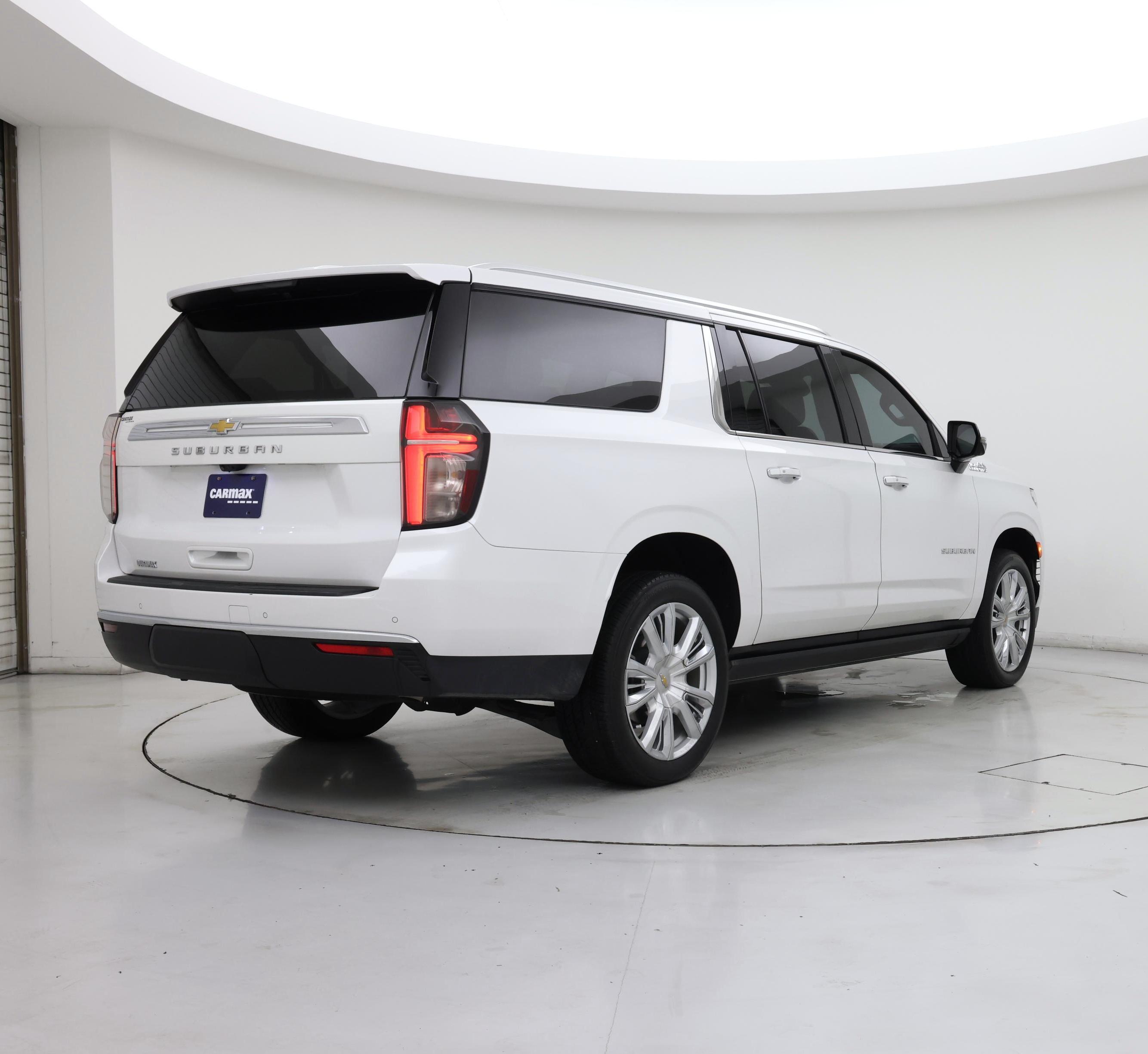 Thumbnail: 2024 Chevrolet Suburban - 8