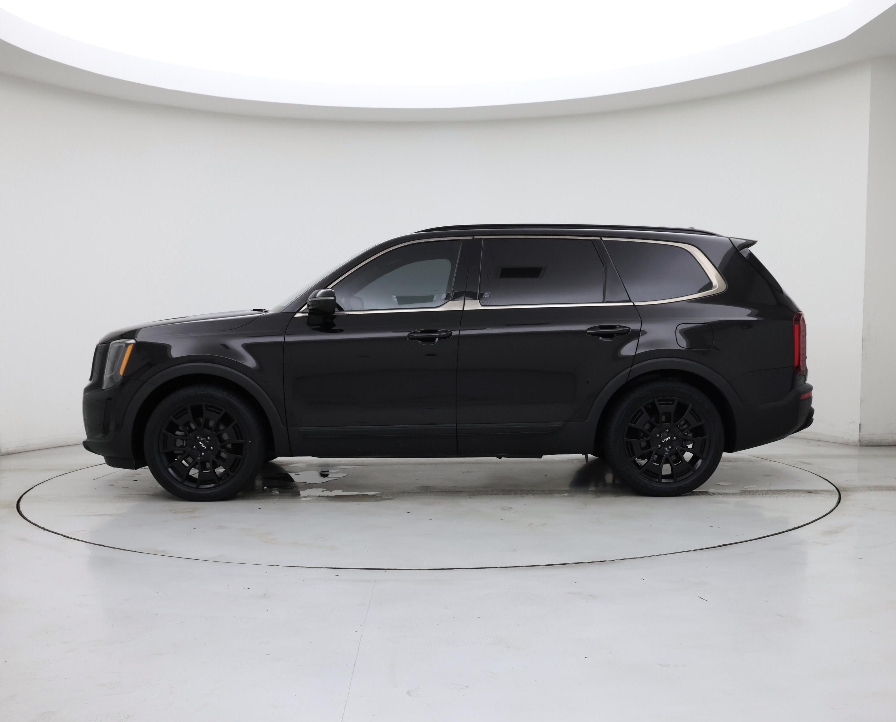 Thumbnail: 2022 Kia Telluride - 3