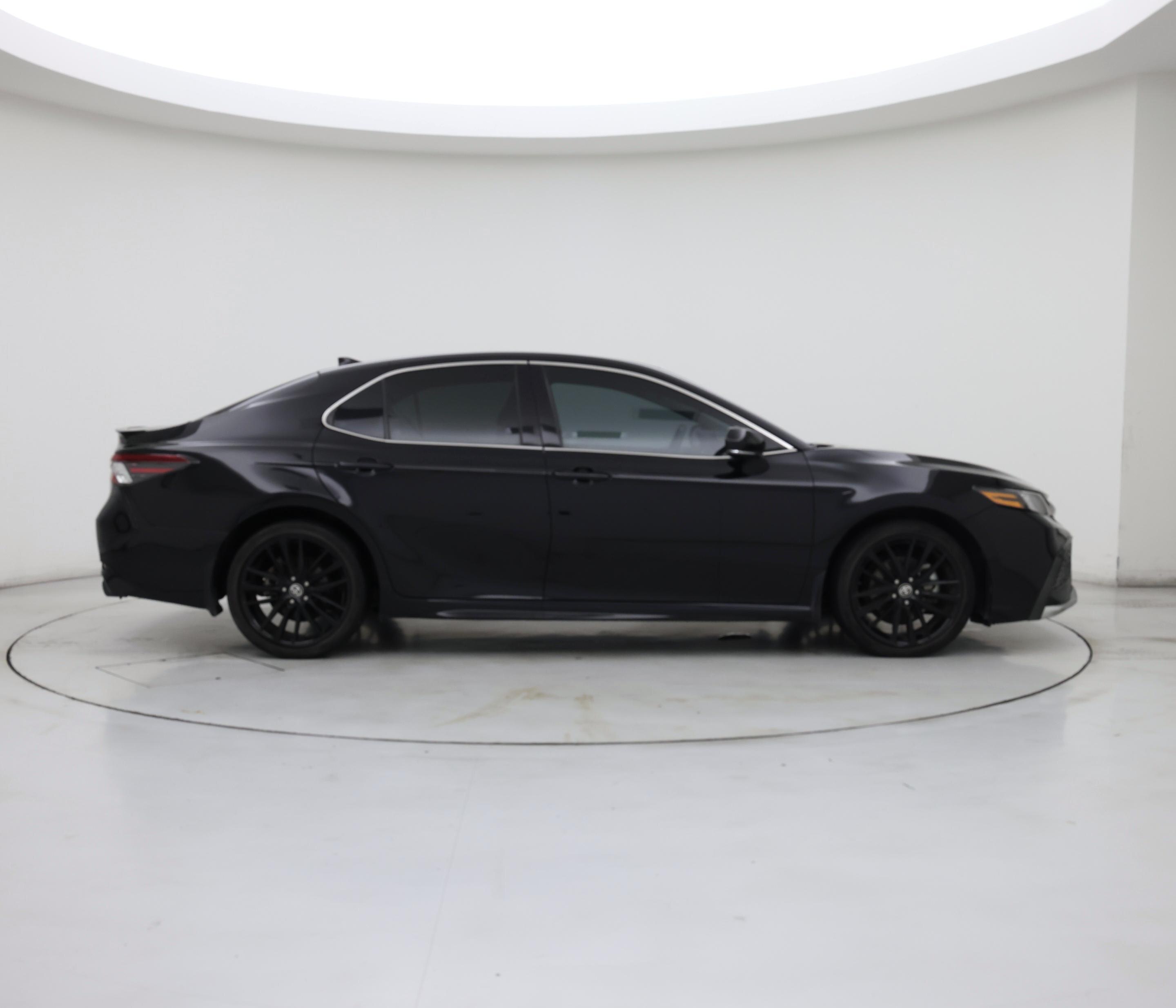 Thumbnail: 2022 Toyota Camry - 7