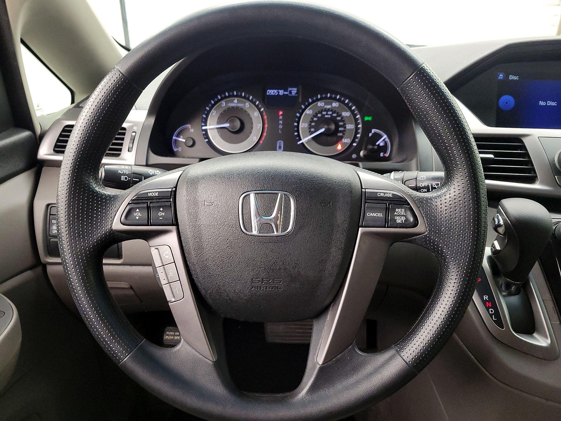 Thumbnail: 2015 Honda Odyssey - 10