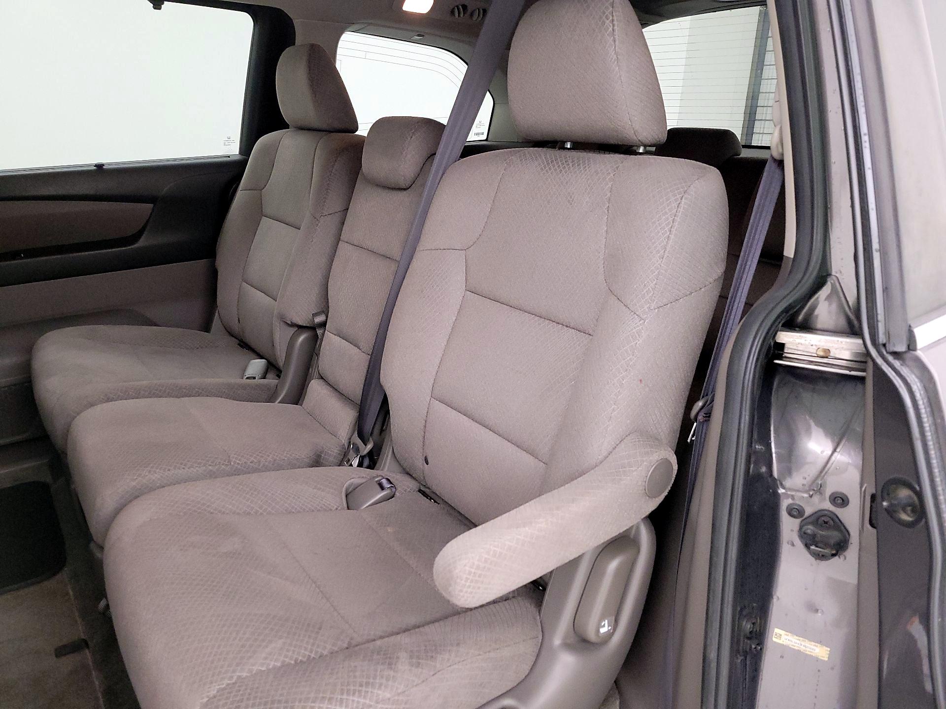 Thumbnail: 2015 Honda Odyssey - 19