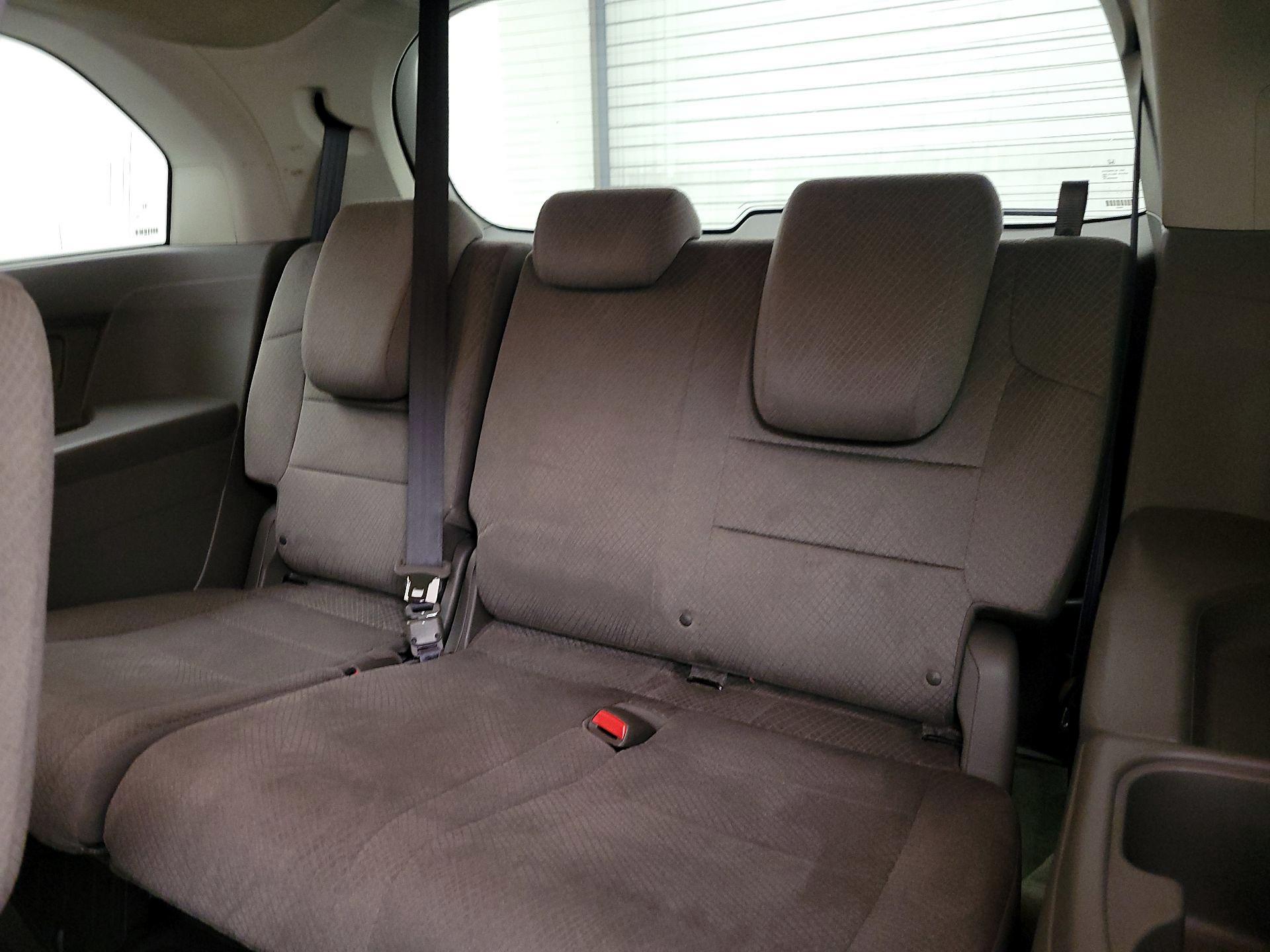 Thumbnail: 2015 Honda Odyssey - 20