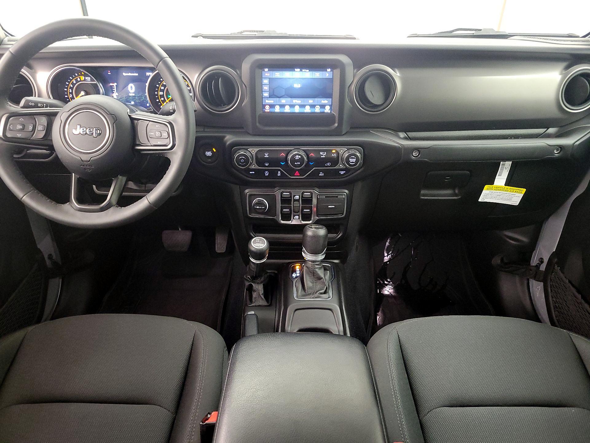 Thumbnail: 2023 Jeep Gladiator - 9