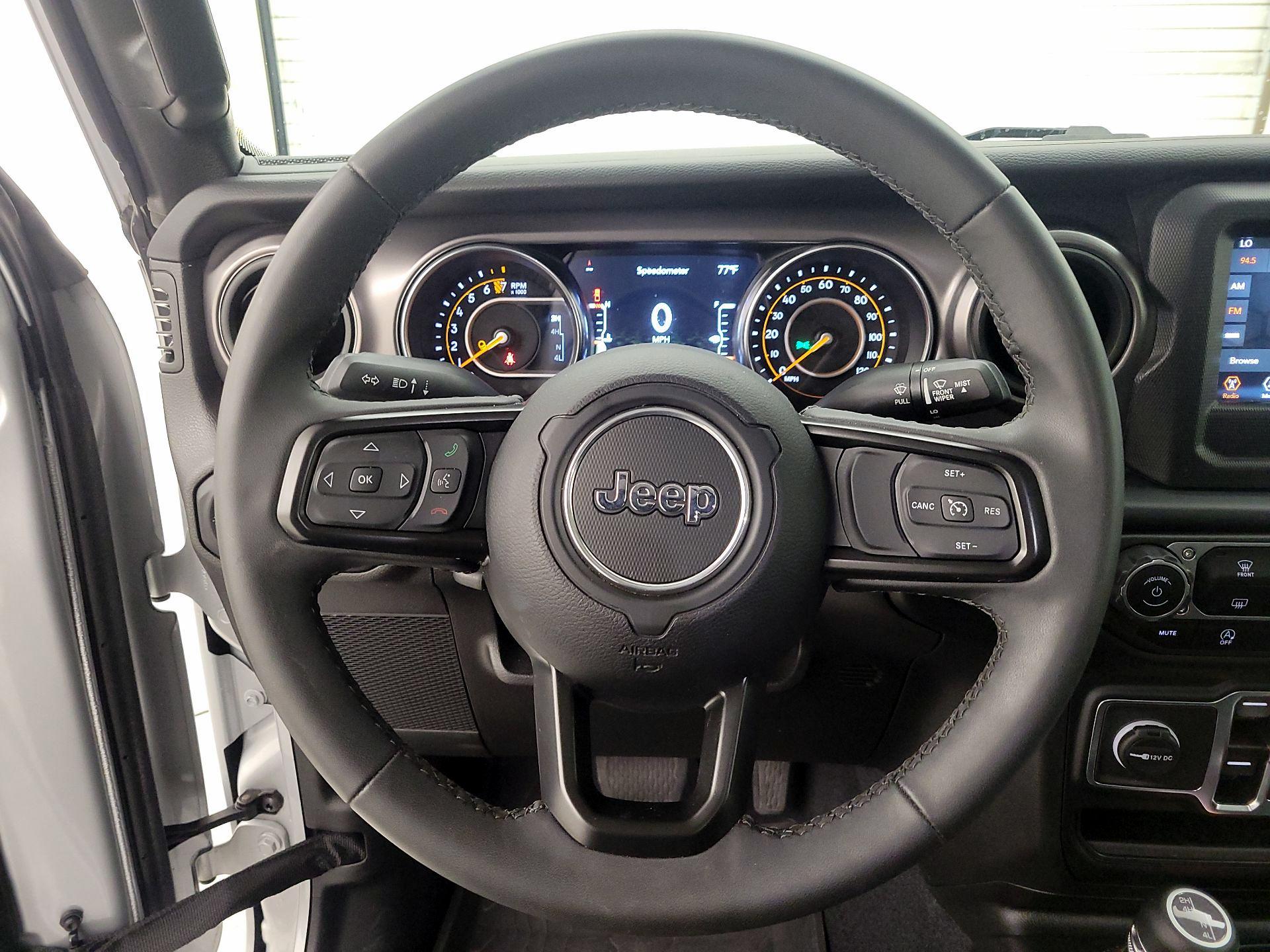 Thumbnail: 2023 Jeep Gladiator - 10