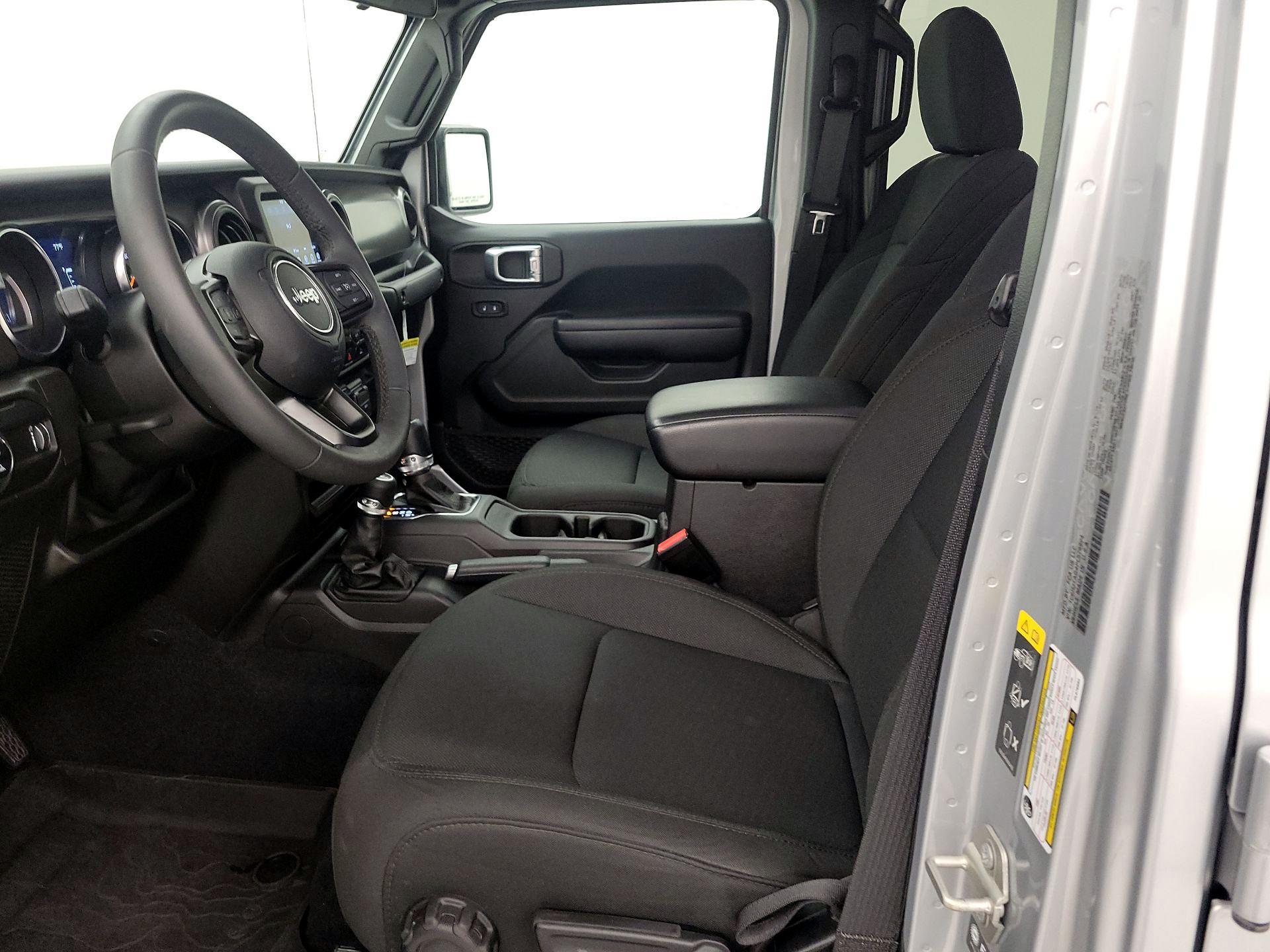 Thumbnail: 2023 Jeep Gladiator - 11