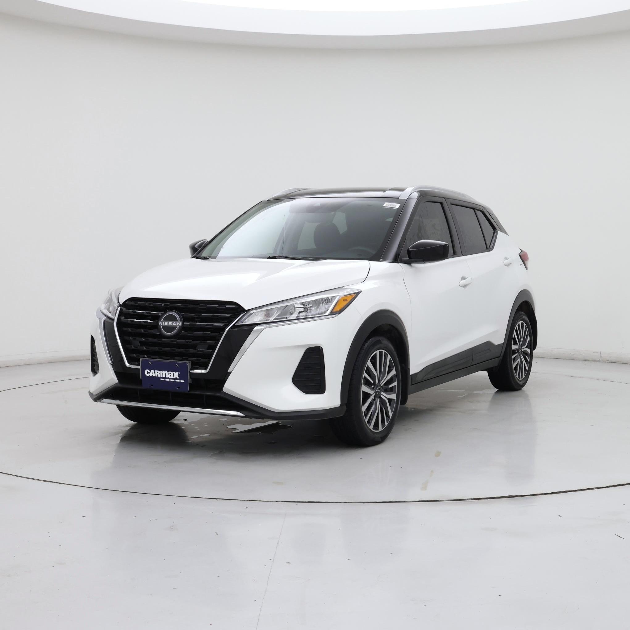 Thumbnail: 2022 Nissan Kicks - 4