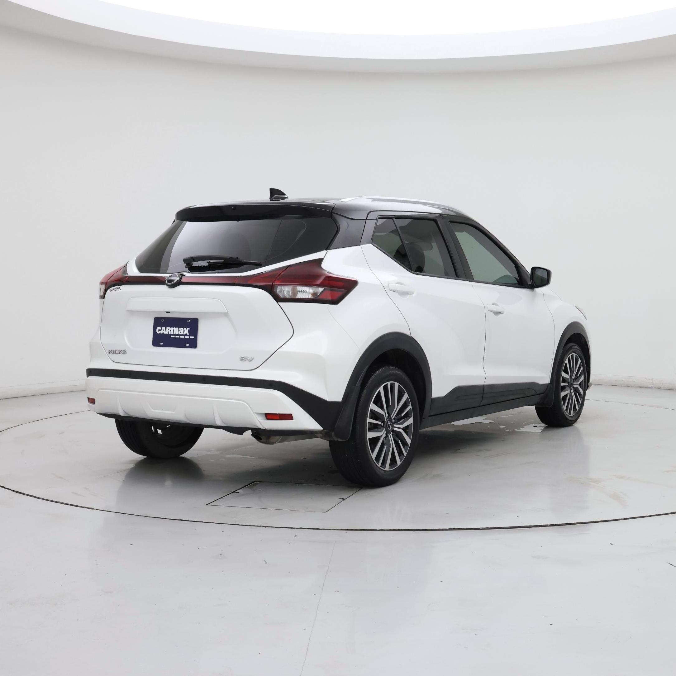Thumbnail: 2022 Nissan Kicks - 8
