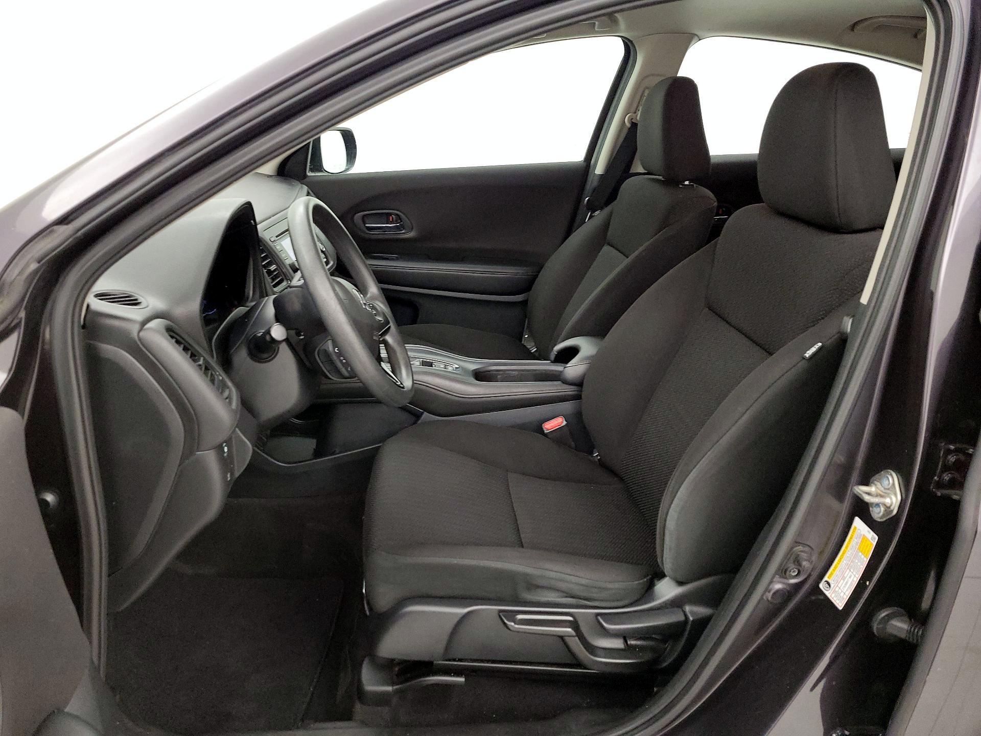 Thumbnail: 2018 Honda HR-V - 11