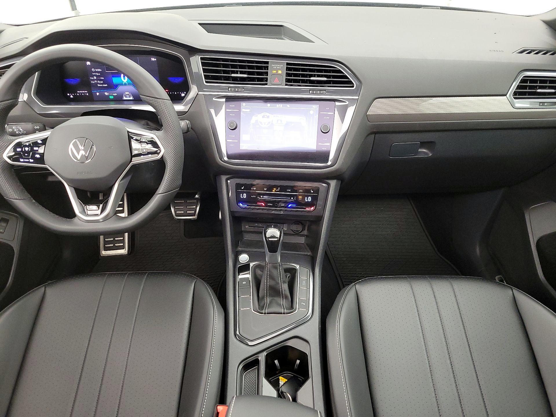 Thumbnail: 2024 Volkswagen Tiguan - 9