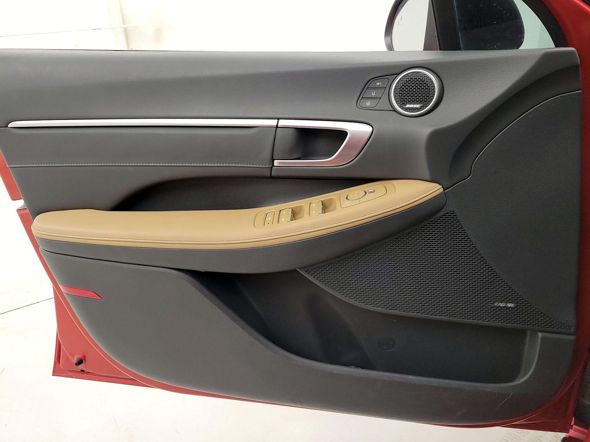 Thumbnail: 2021 Hyundai Sonata - 12