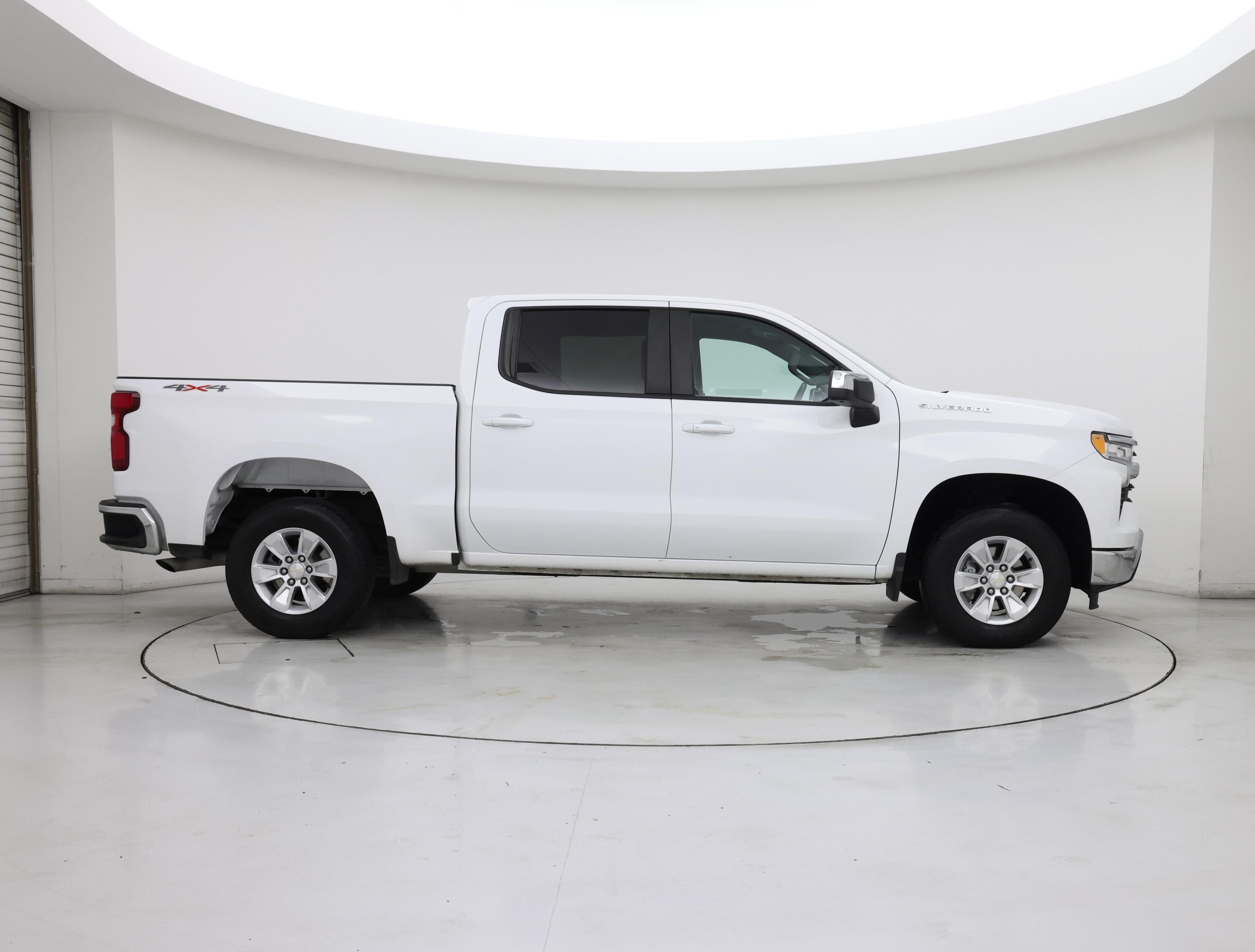 Thumbnail: 2023 Chevrolet Silverado 1500 - 7