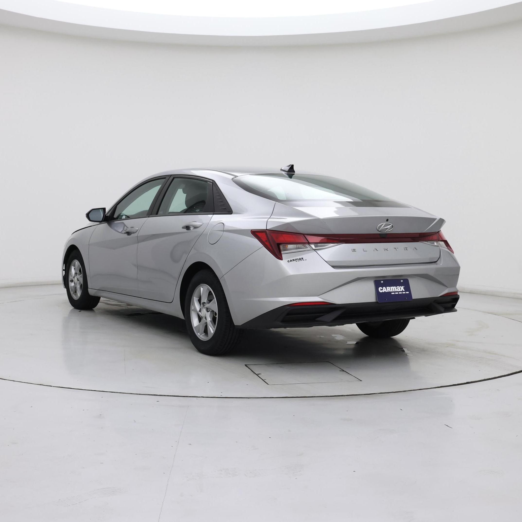 Thumbnail: 2022 Hyundai Elantra - 2