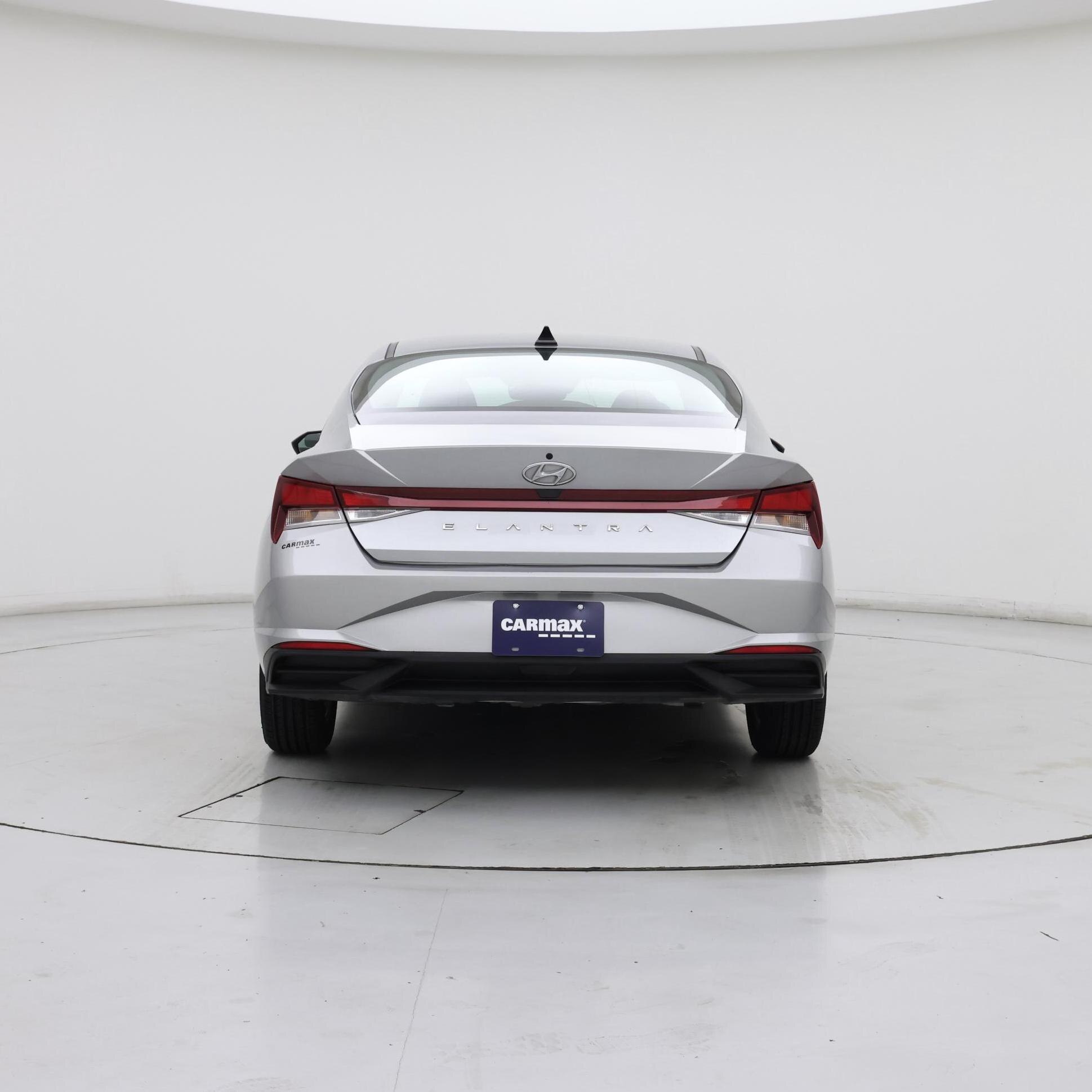 Thumbnail: 2022 Hyundai Elantra - 6