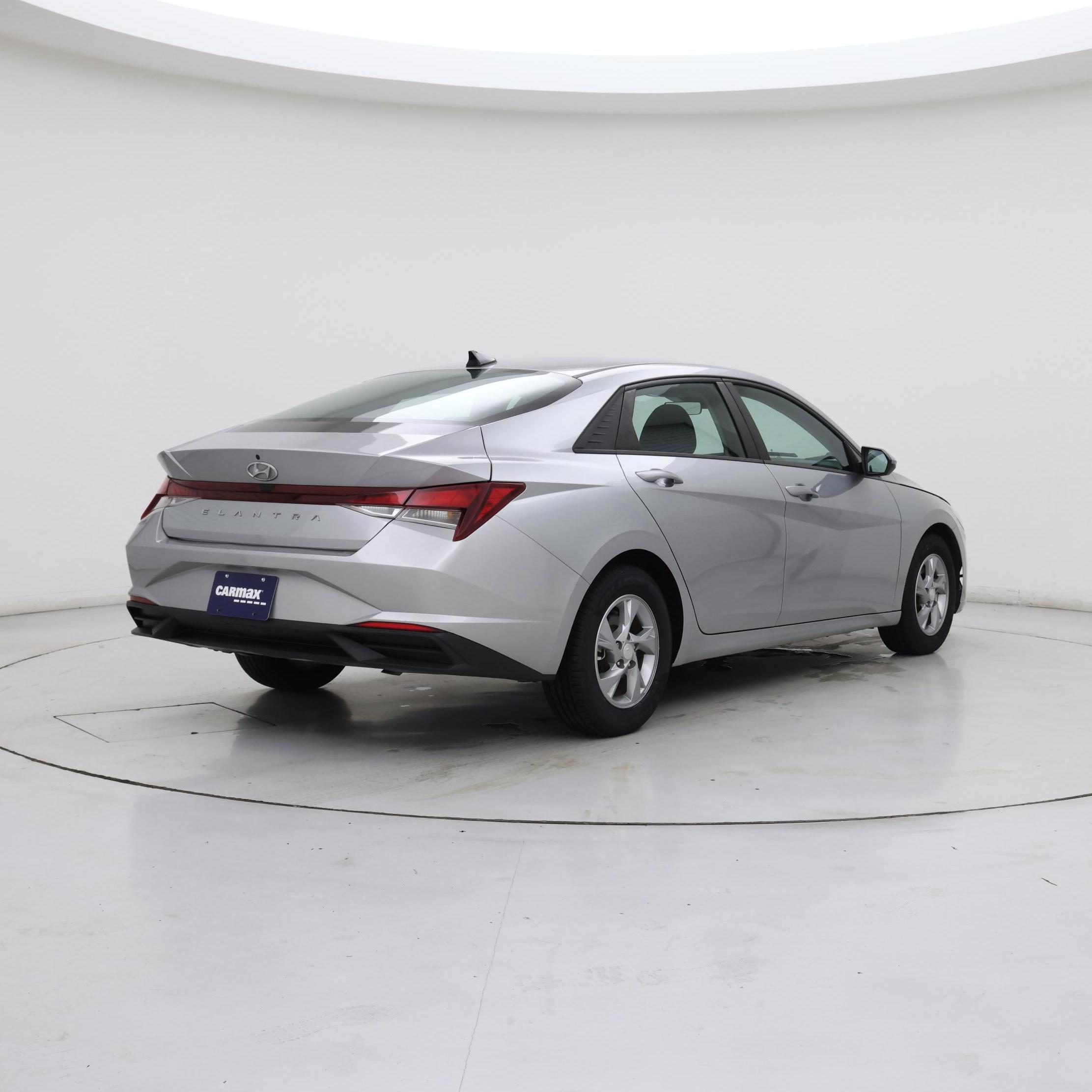 Thumbnail: 2022 Hyundai Elantra - 8