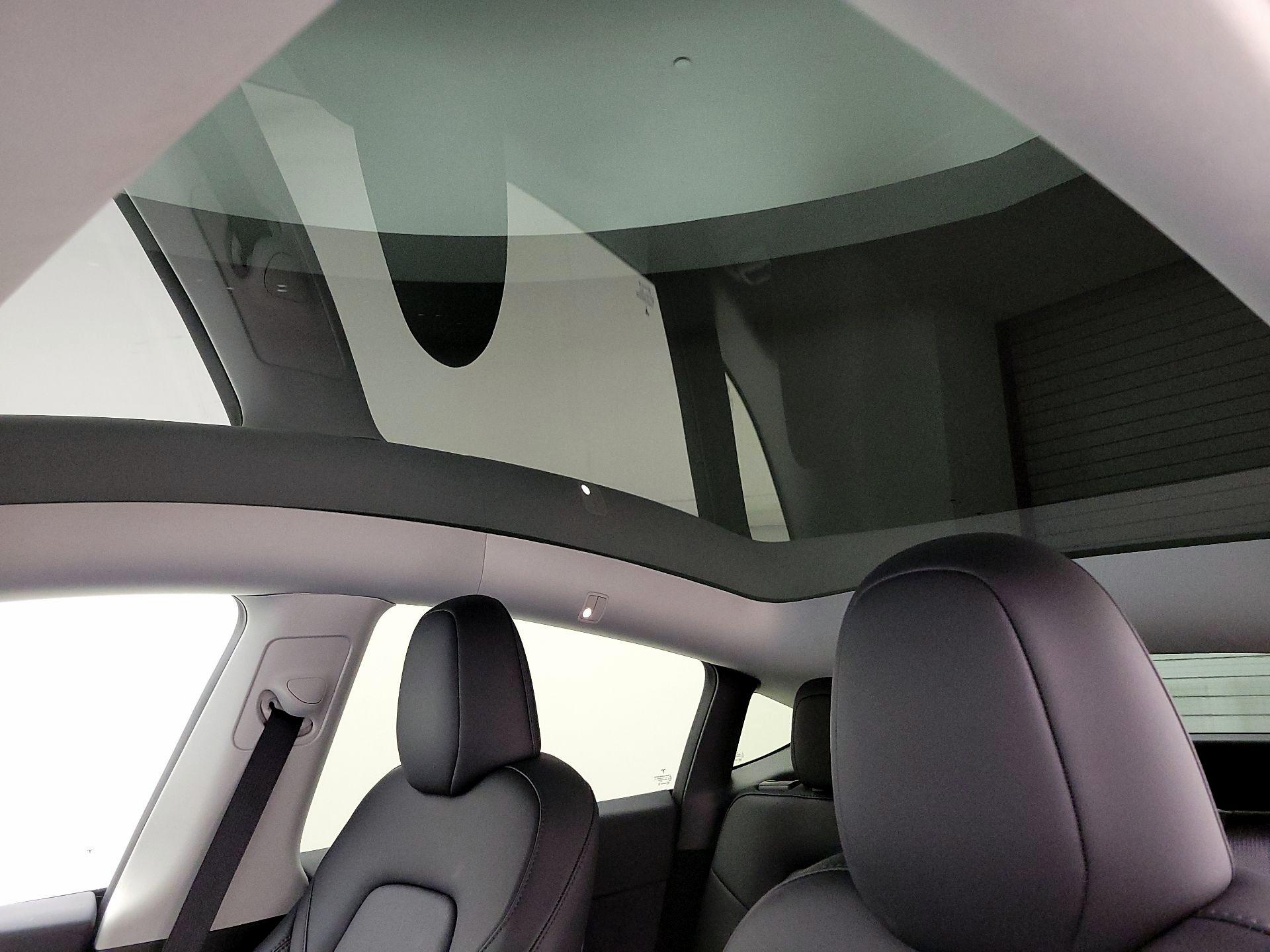 Thumbnail: 2023 Tesla Model Y - 19