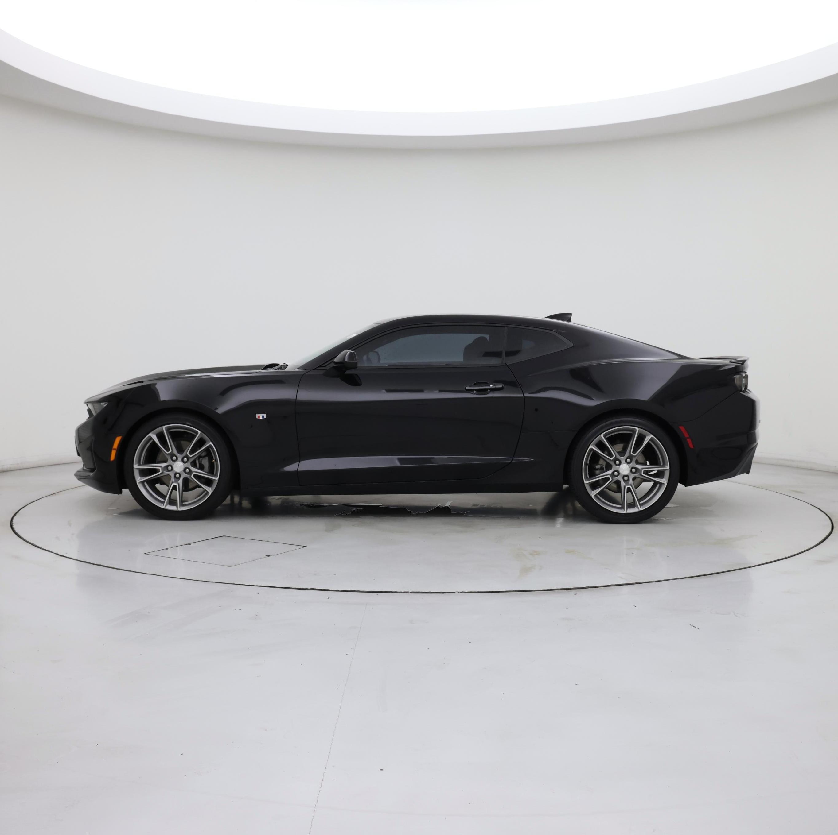Thumbnail: 2019 Chevrolet Camaro - 3