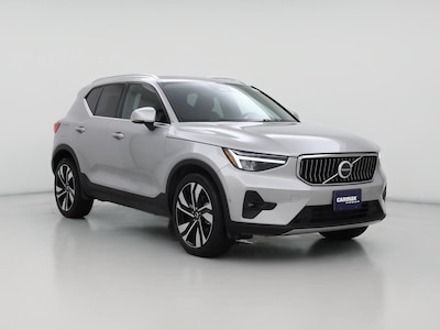 2023 Volvo XC40 B5 Plus Bright Theme