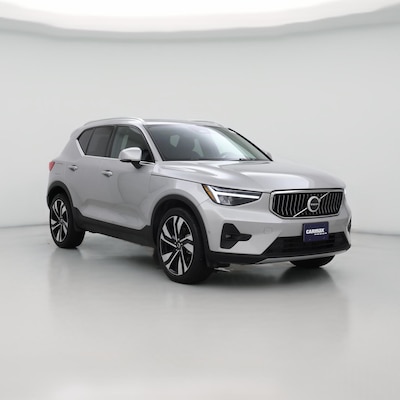 2023 Volvo XC40 B5 Plus Bright Theme