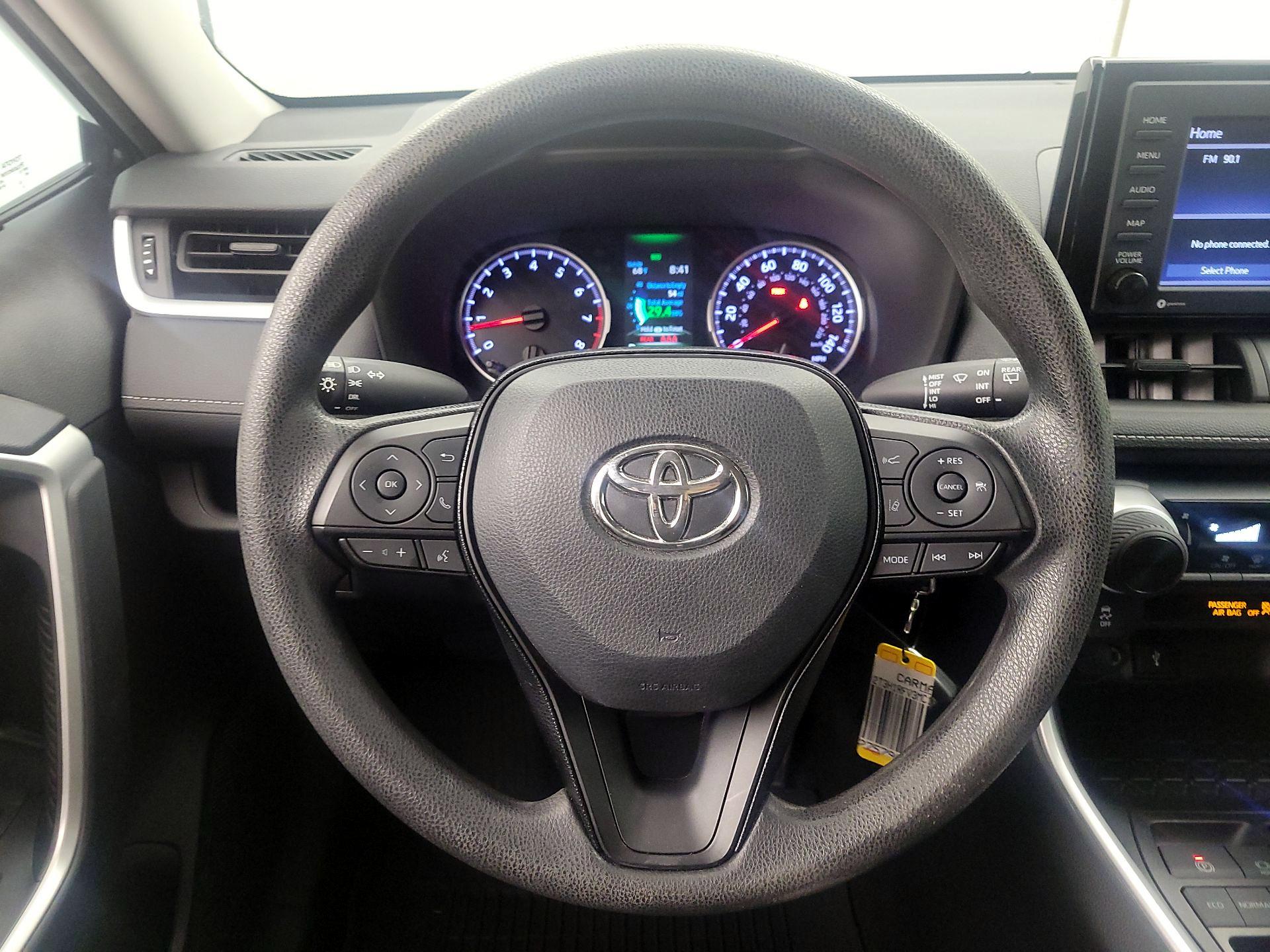 Thumbnail: 2021 Toyota RAV4 - 10