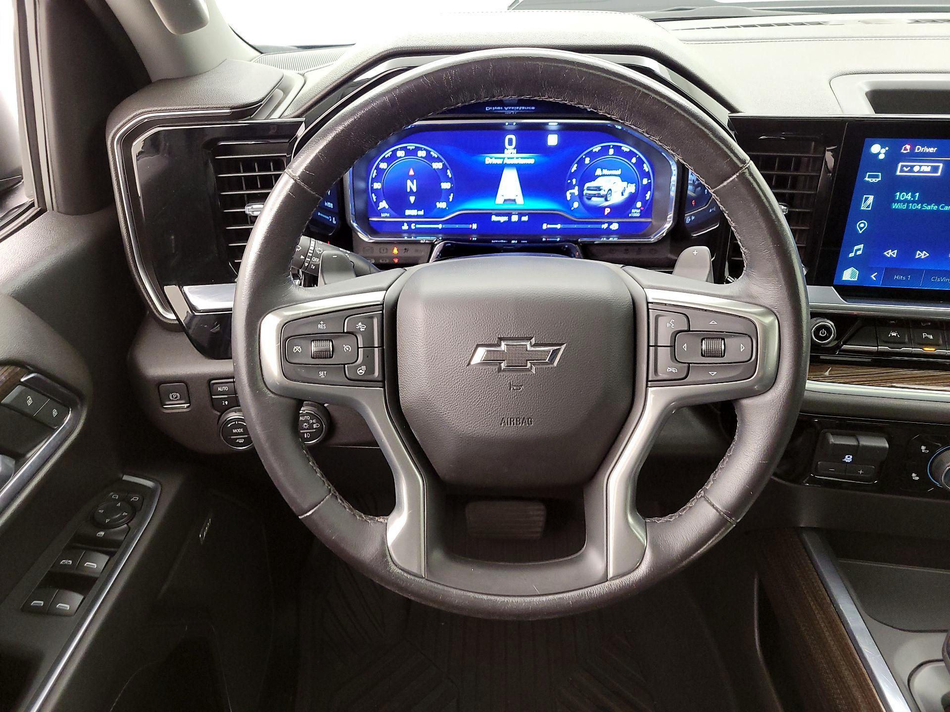 Thumbnail: 2022 Chevrolet Silverado 1500 - 10