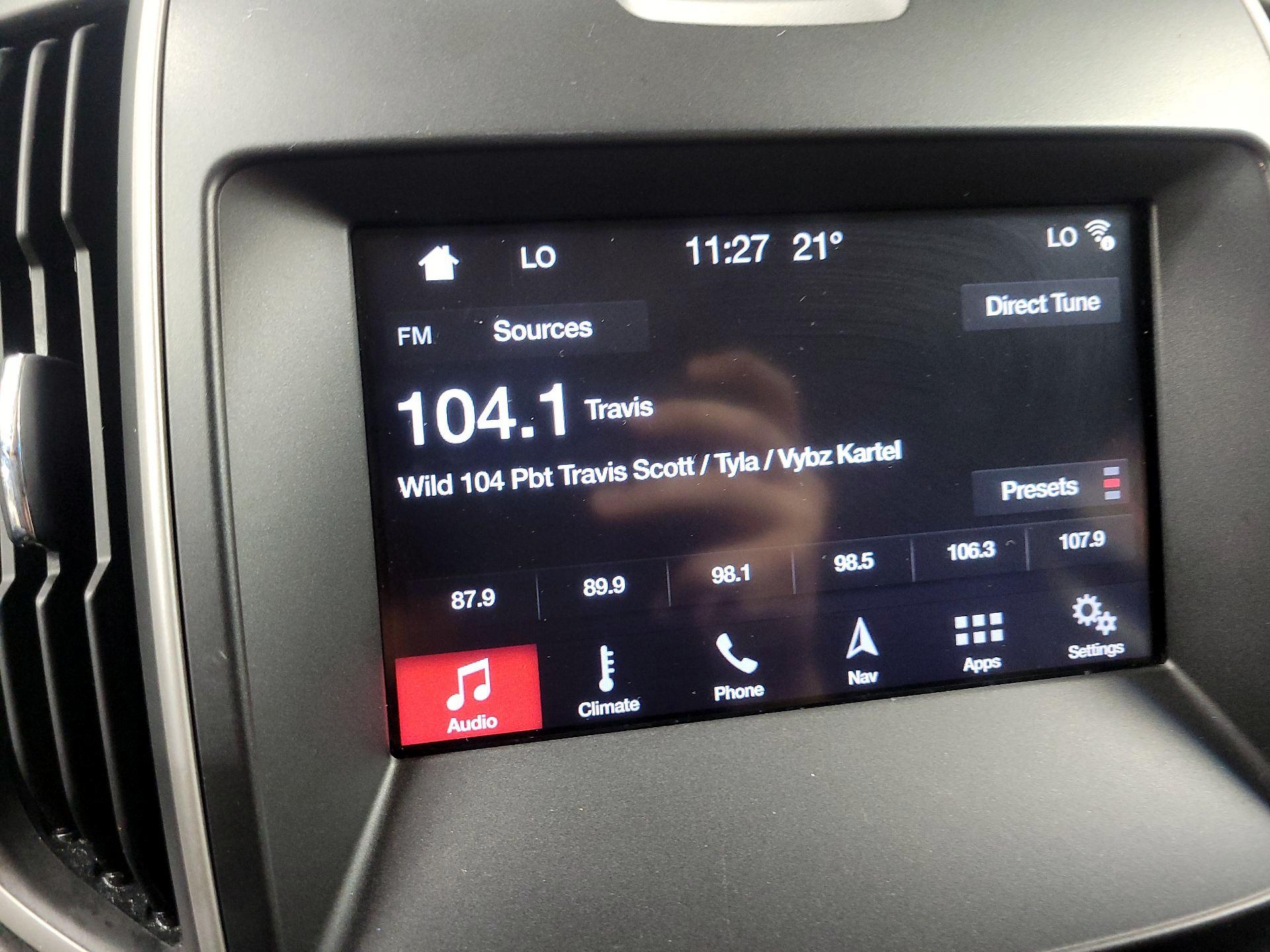 Thumbnail: 2019 Ford Edge - 16