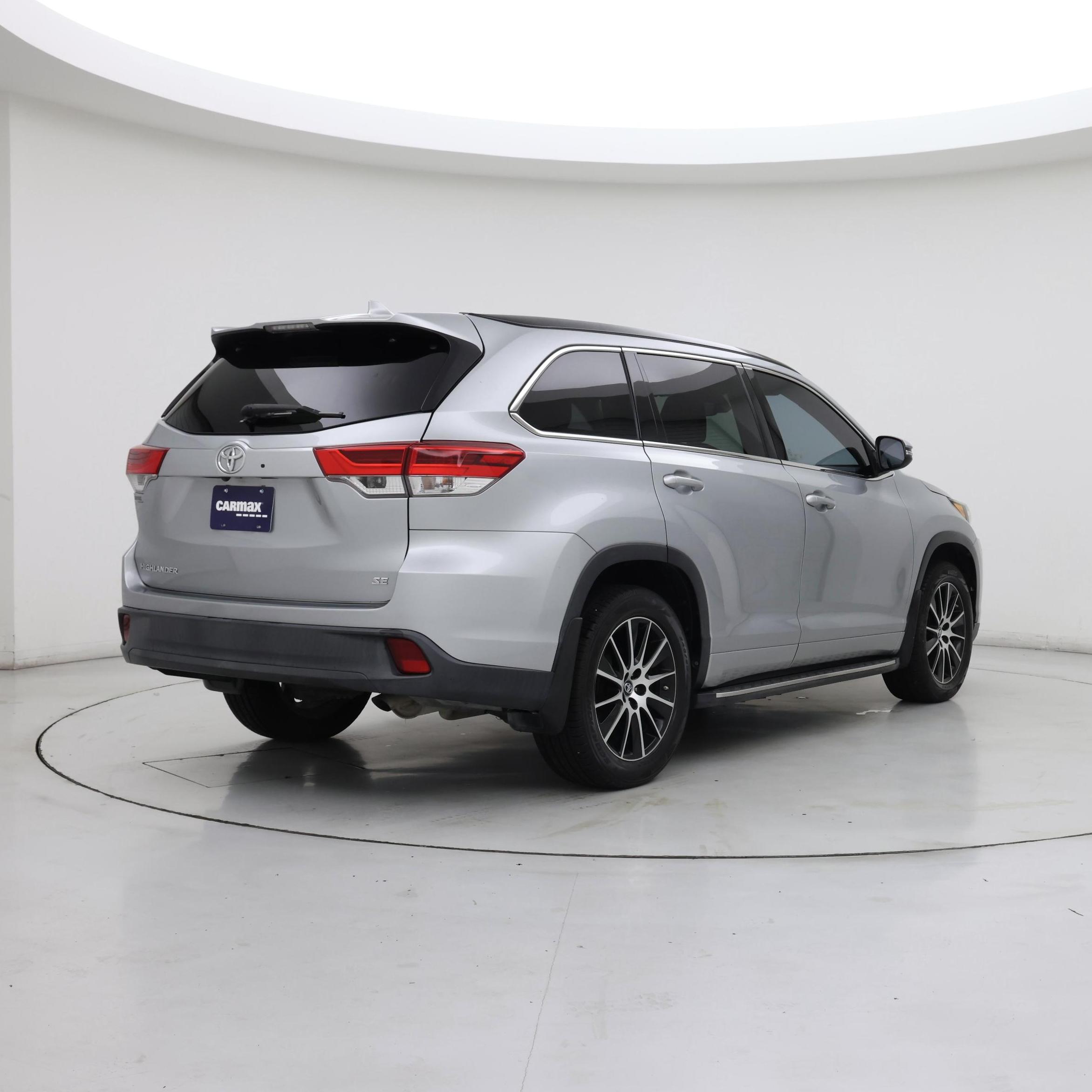 Thumbnail: 2018 Toyota Highlander - 8