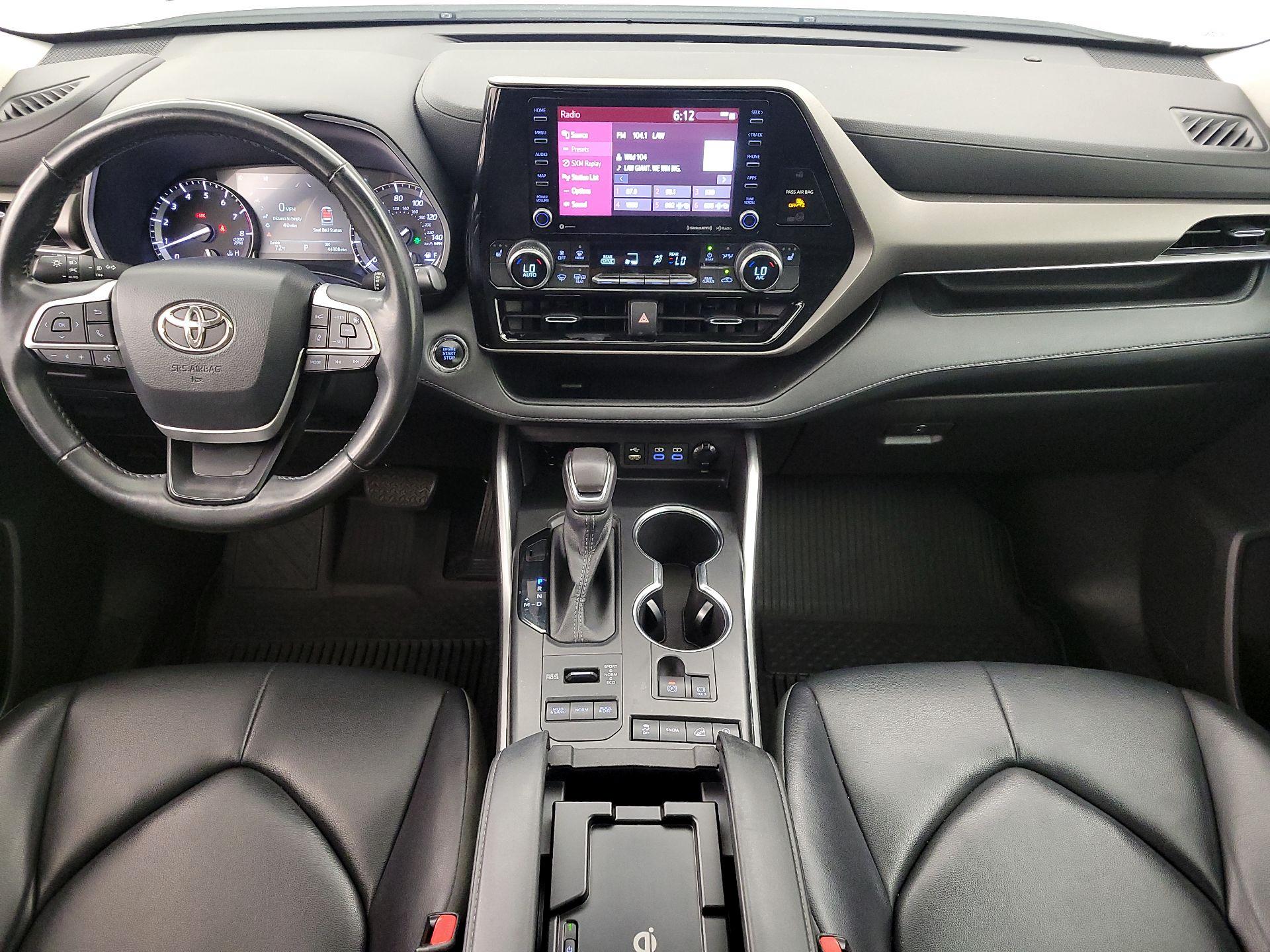 Thumbnail: 2022 Toyota Highlander - 9