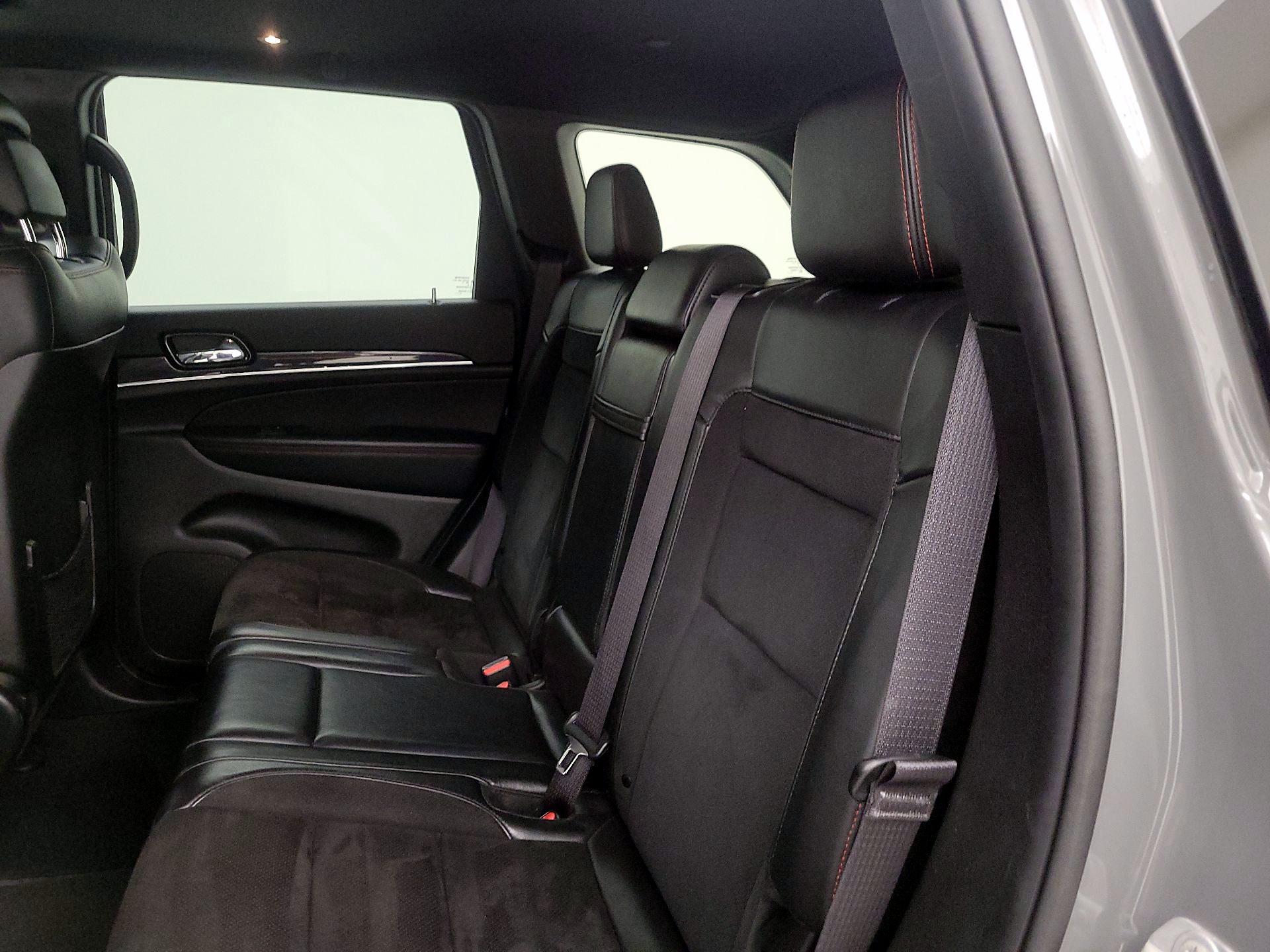 Thumbnail: 2021 Jeep Grand Cherokee - 20