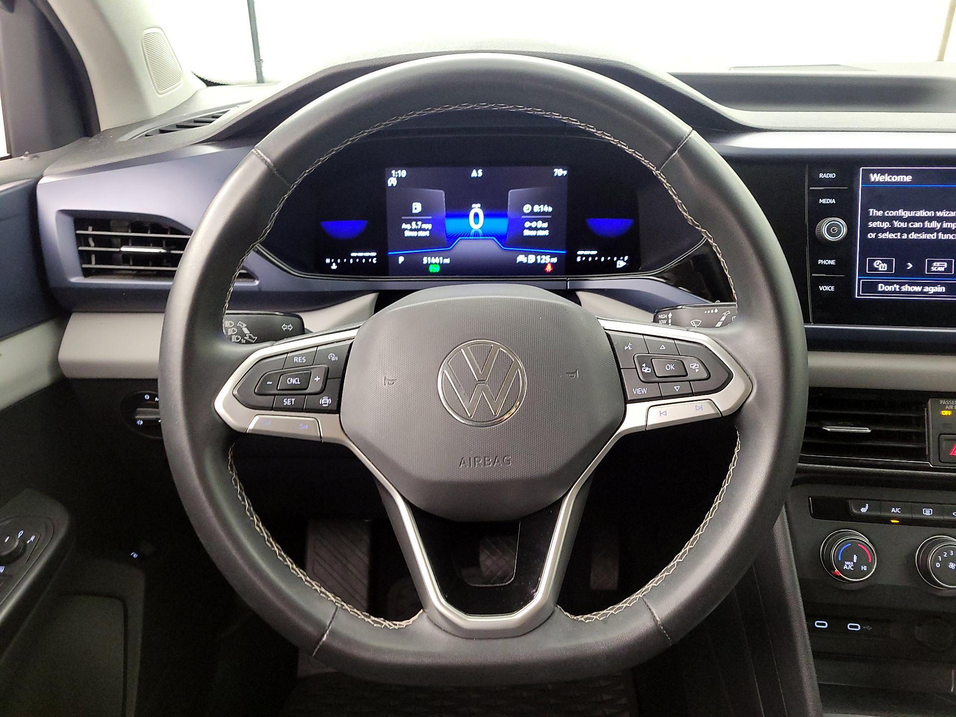 Thumbnail: 2022 Volkswagen Taos - 10