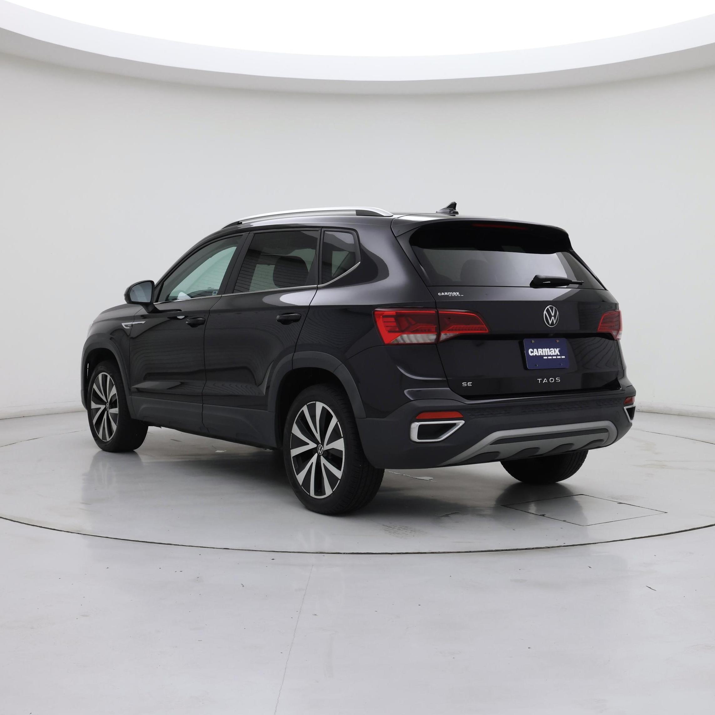 Thumbnail: 2022 Volkswagen Taos - 2