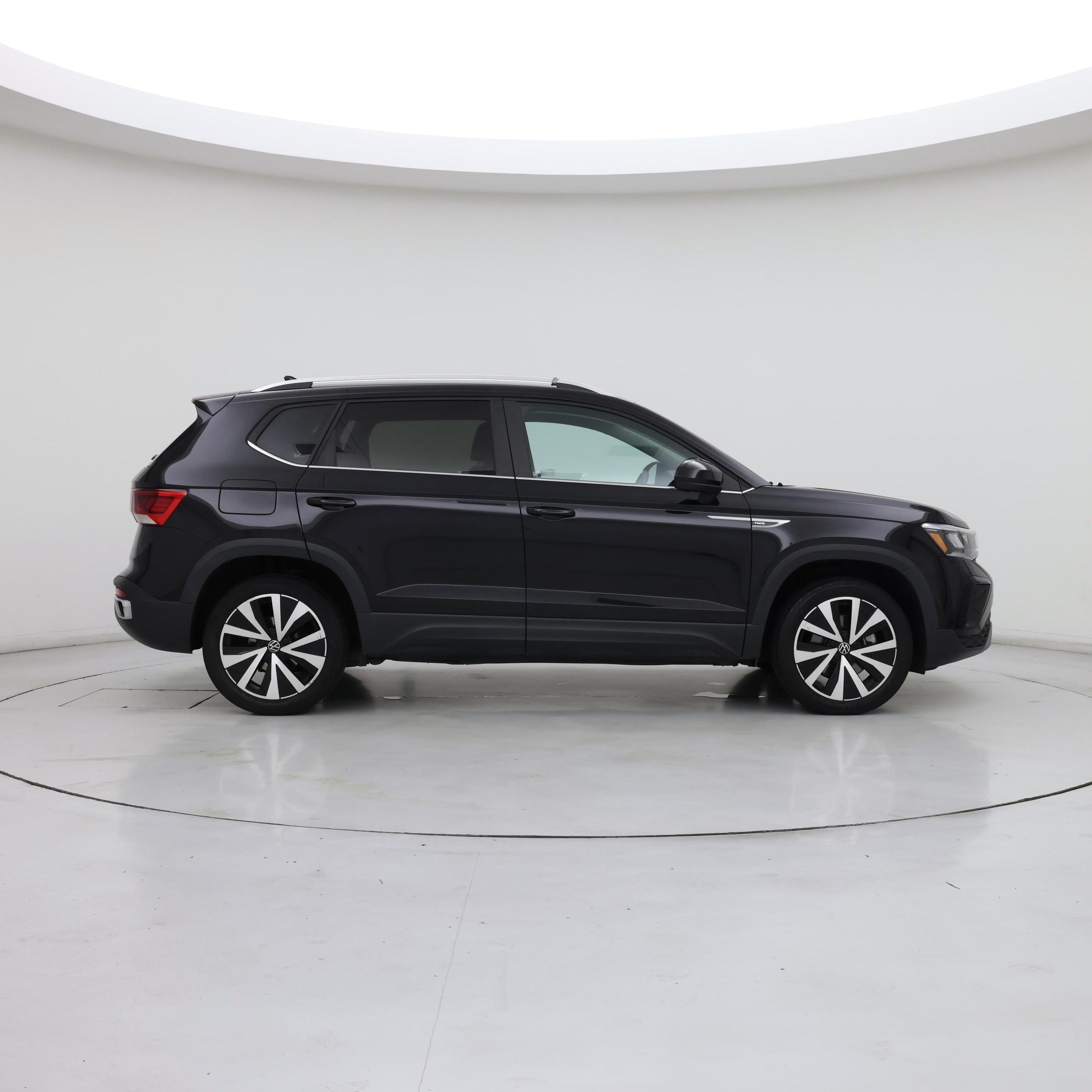 Thumbnail: 2022 Volkswagen Taos - 7