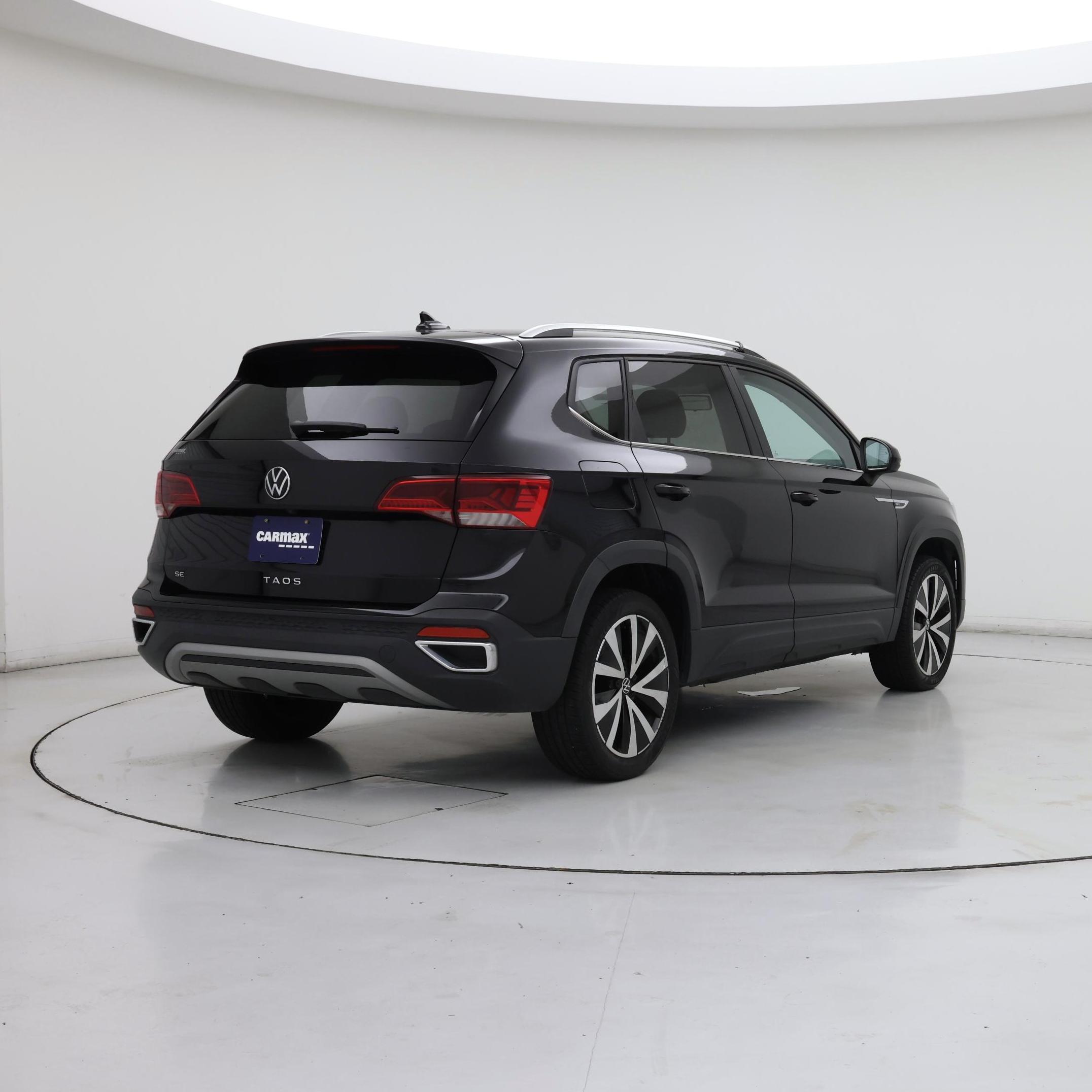 Thumbnail: 2022 Volkswagen Taos - 8
