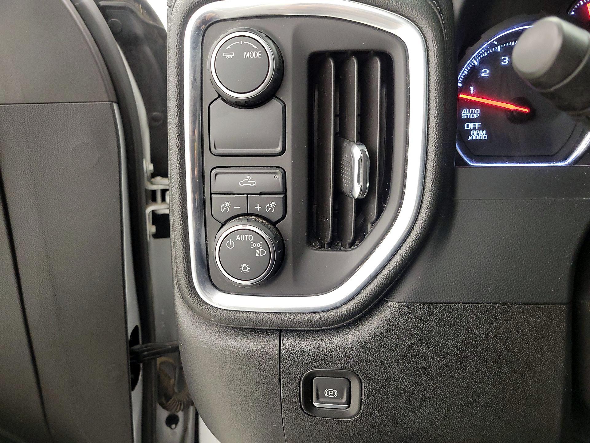Thumbnail: 2021 Chevrolet Silverado 1500 - 13