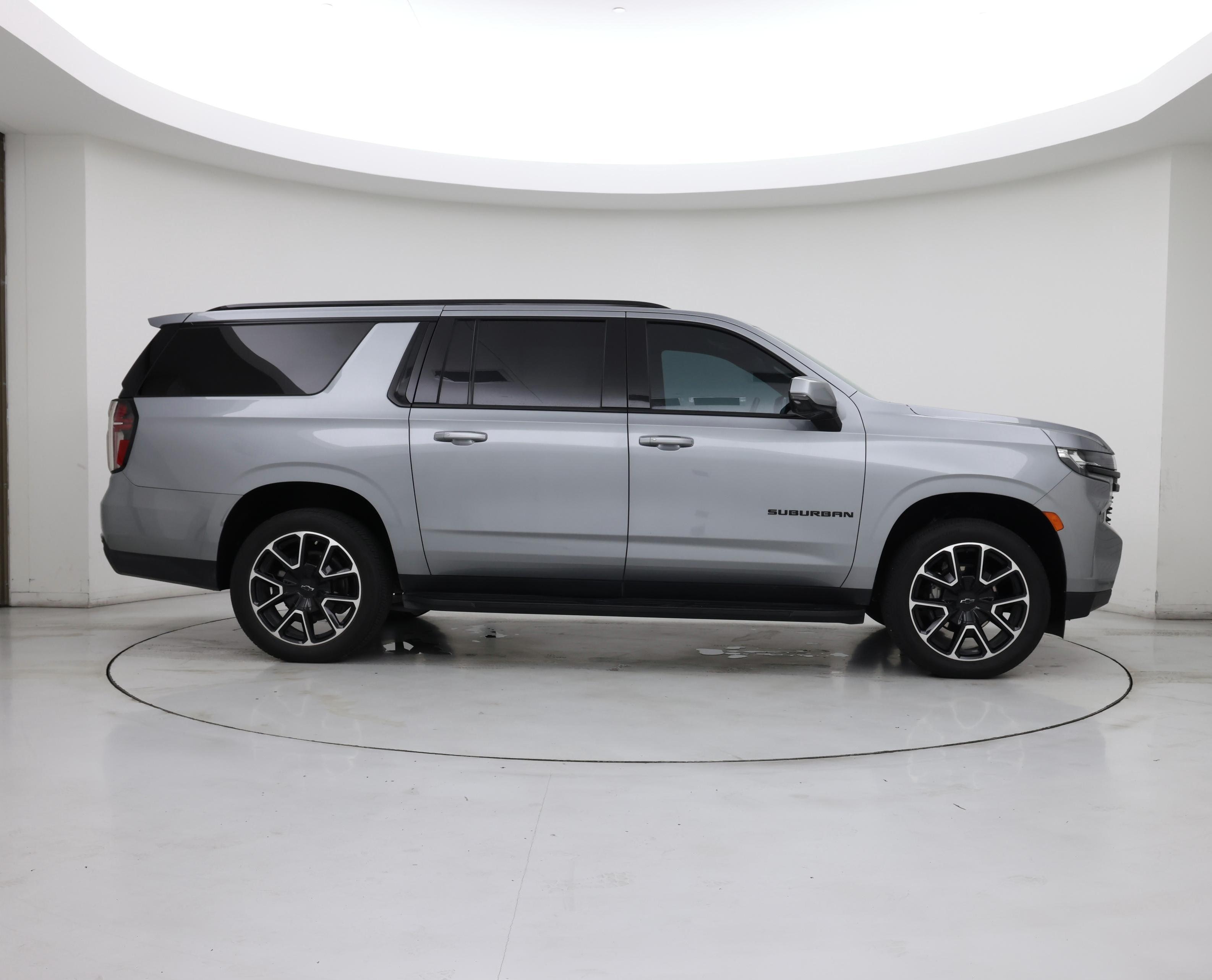 Thumbnail: 2024 Chevrolet Suburban - 7
