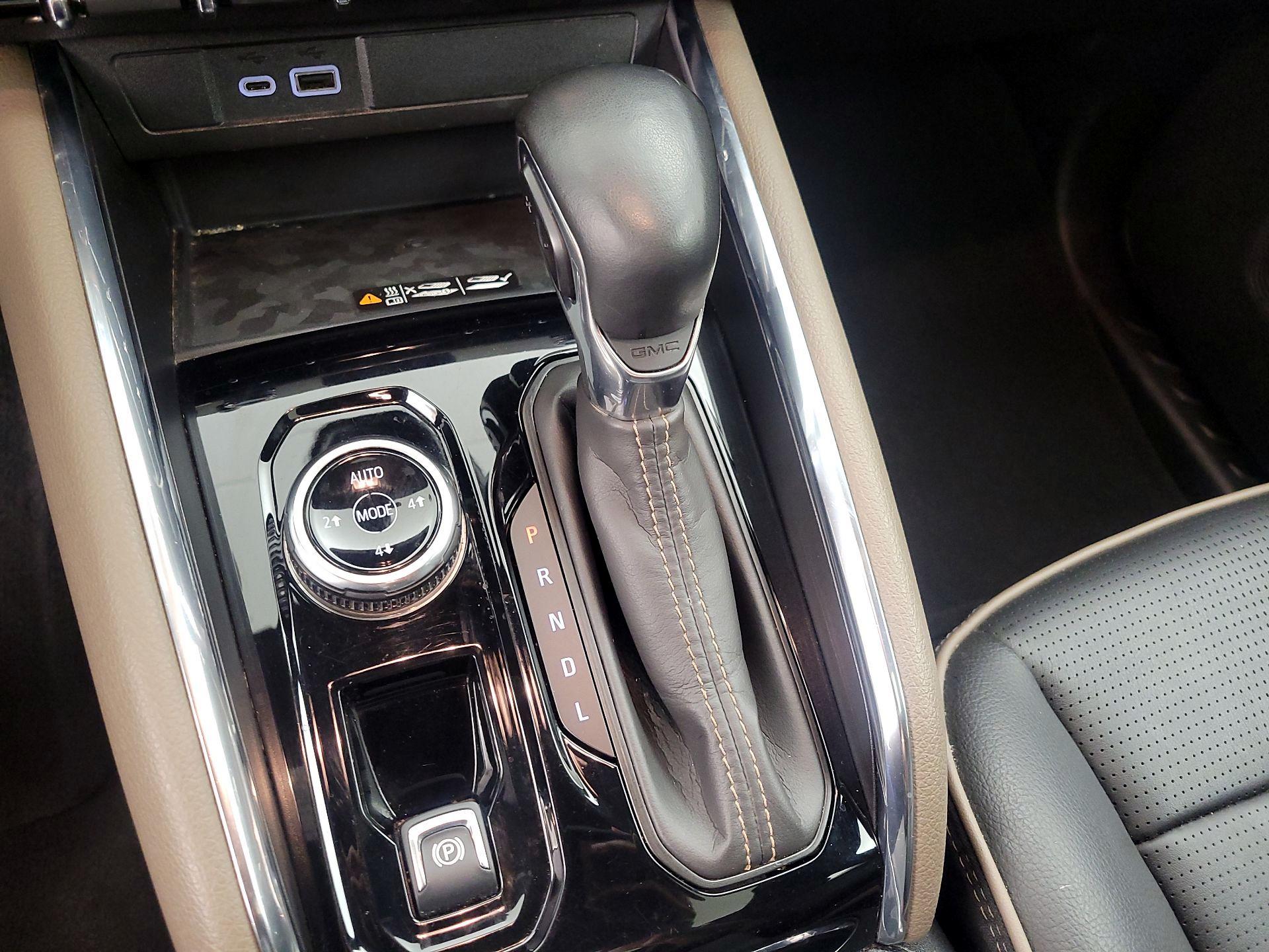 Thumbnail: 2023 GMC Canyon - 18