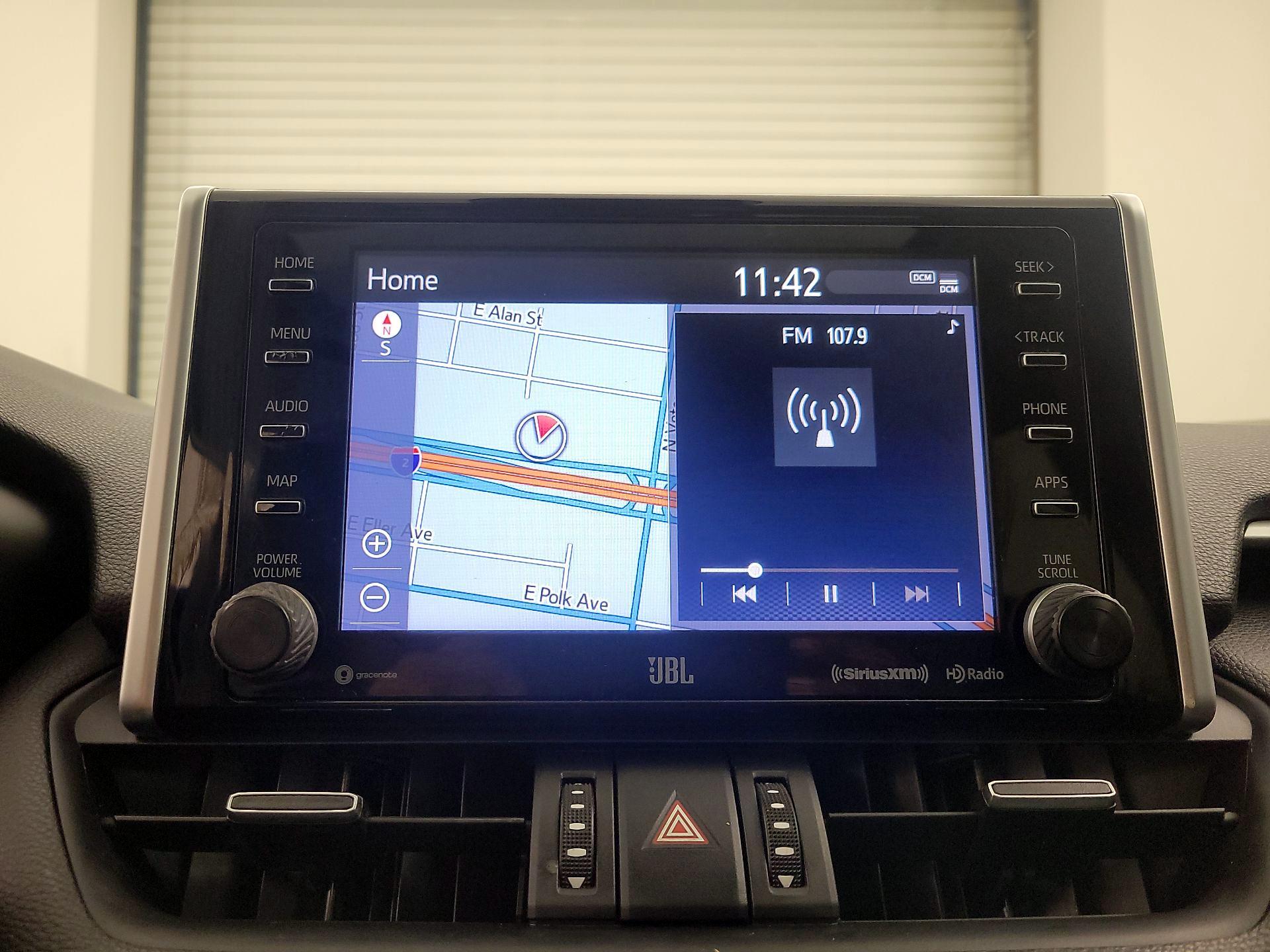 Thumbnail: 2019 Toyota RAV4 - 16