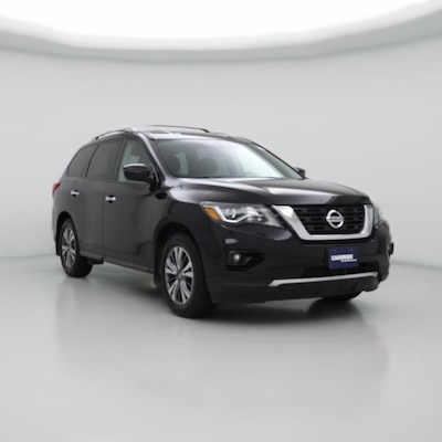 Black 2019 Nissan Pathfinder SV