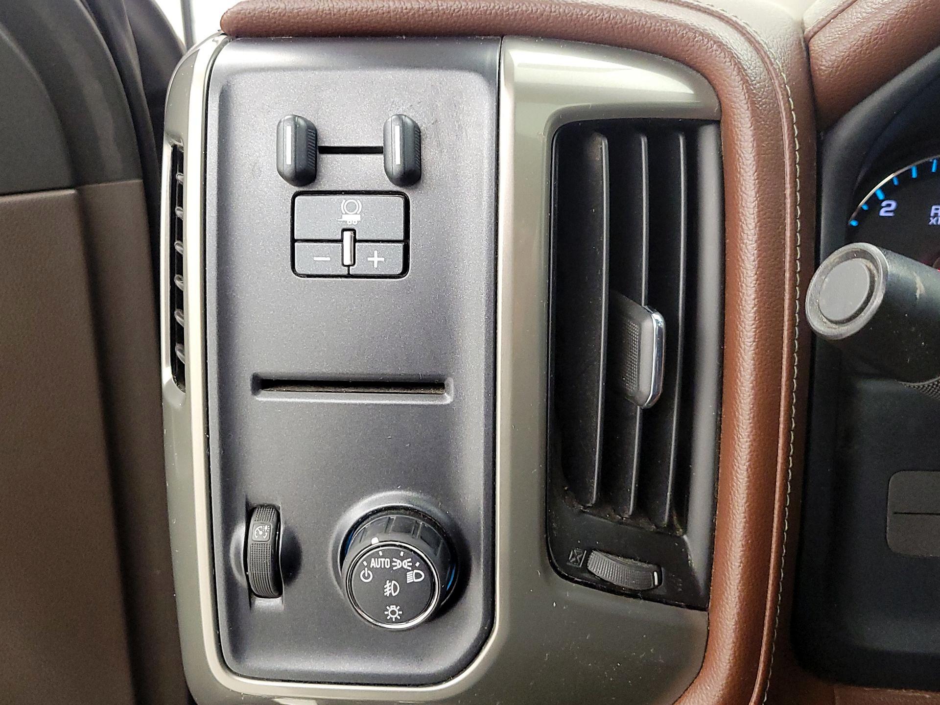 Thumbnail: 2014 Chevrolet Silverado 1500 - 13